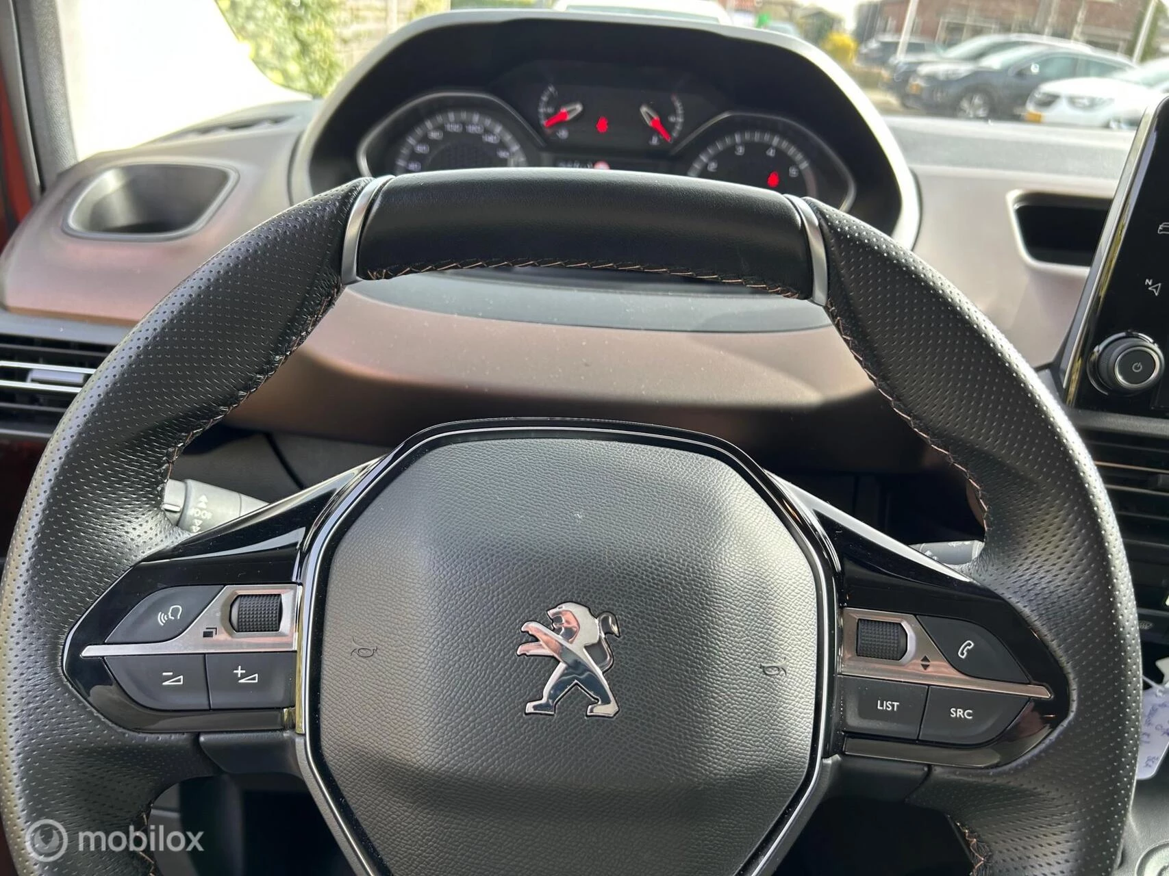 Hoofdafbeelding Peugeot Rifter