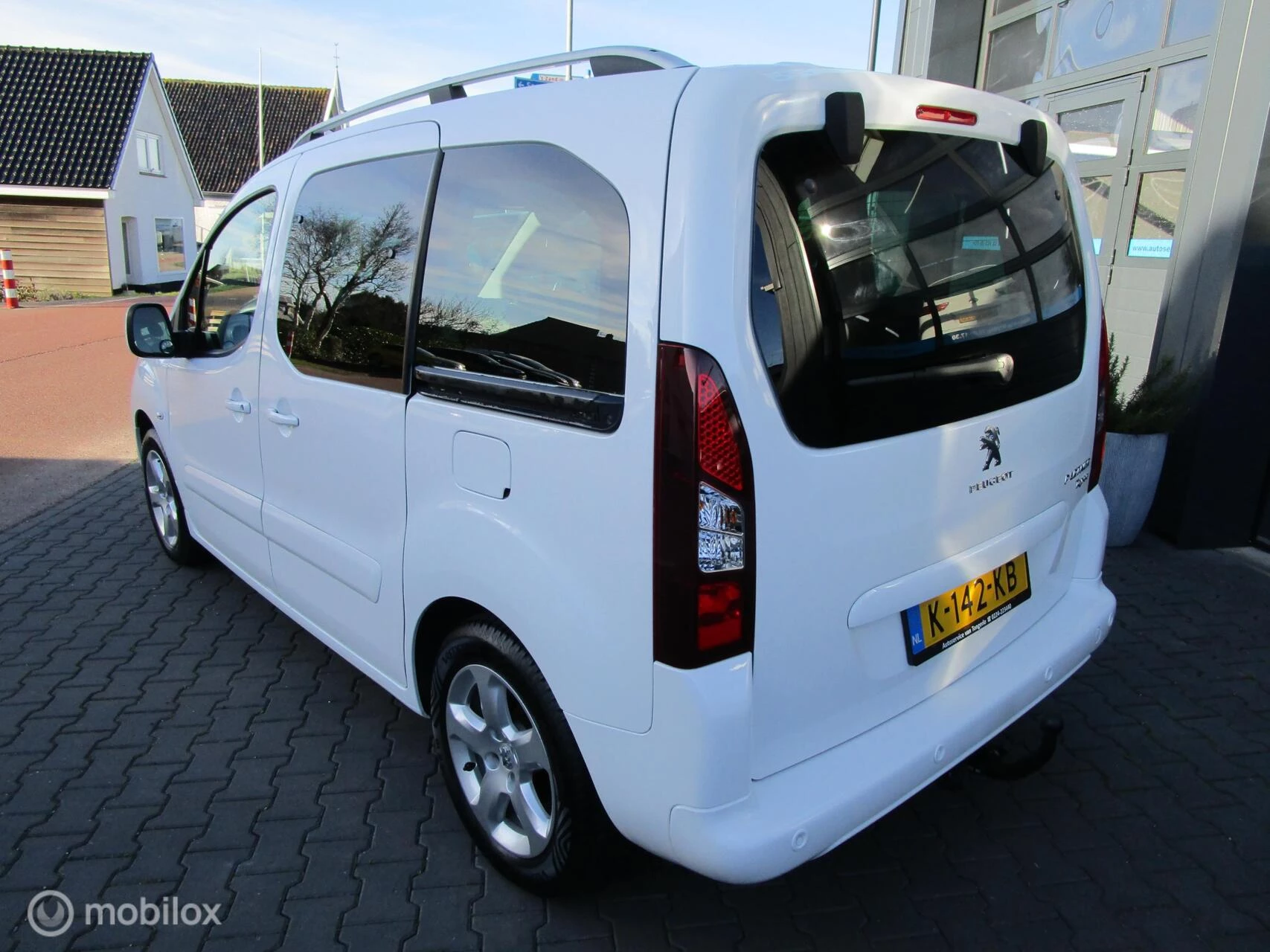 Hoofdafbeelding Peugeot Partner