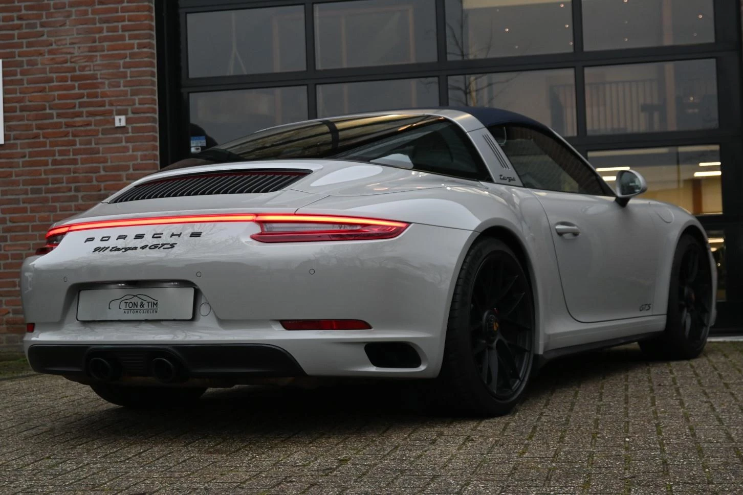Hoofdafbeelding Porsche 911