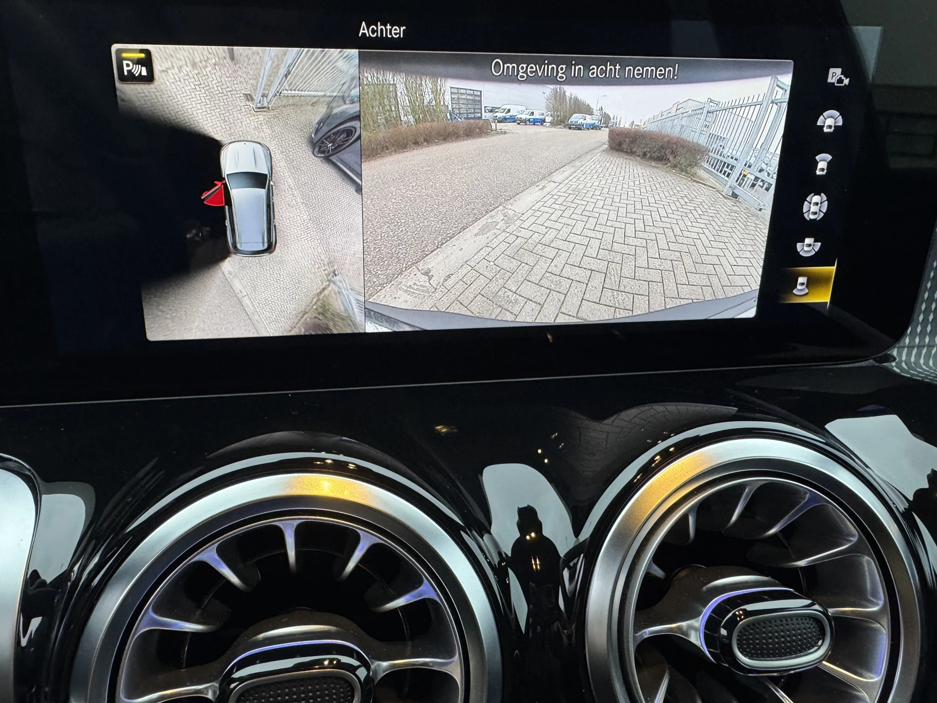 Hoofdafbeelding Mercedes-Benz EQB