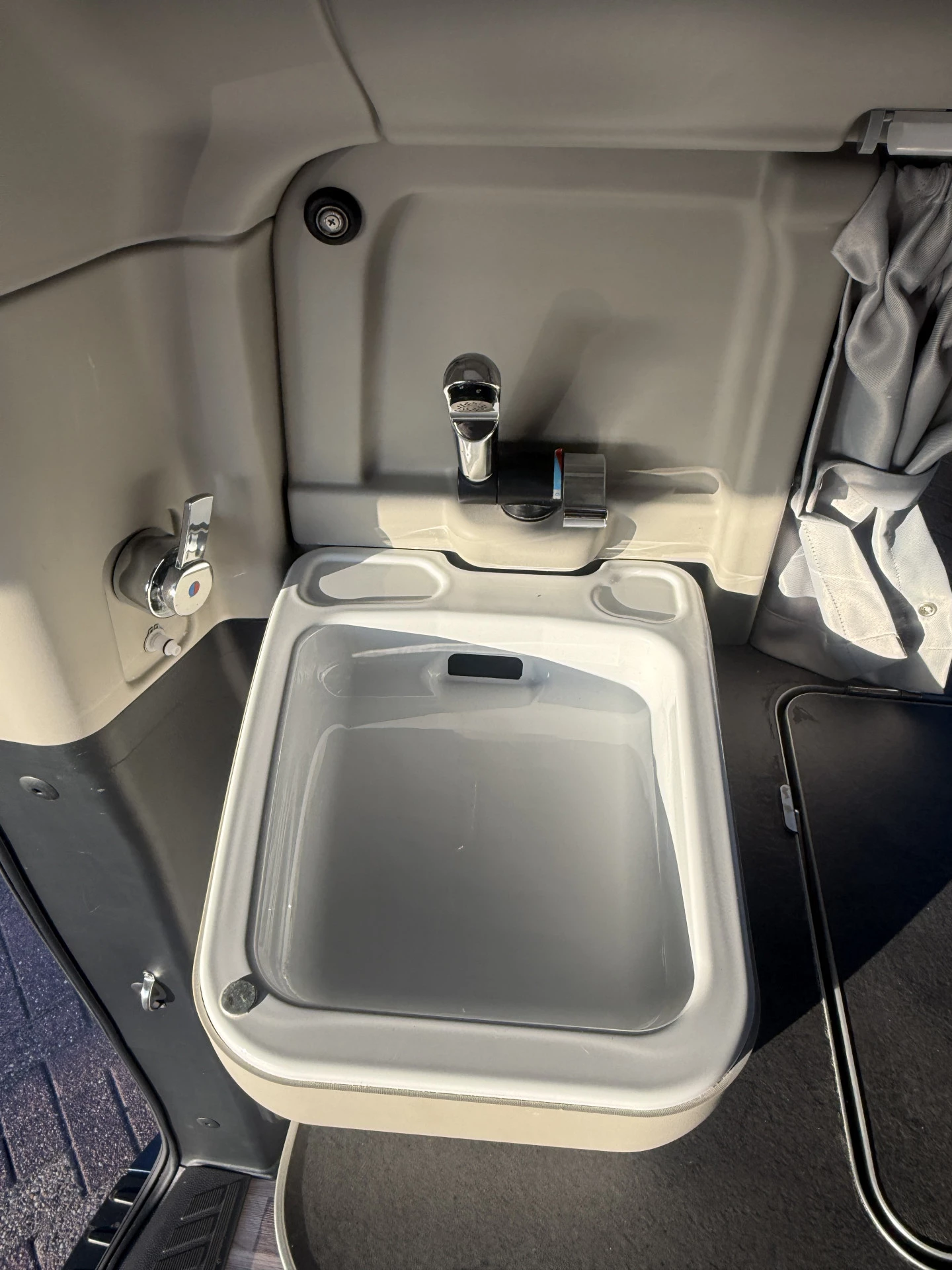 Hoofdafbeelding Ford Nugget