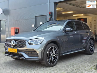 Mercedes-Benz GLC-klasse 300e 4MATIC Premium Plus / LUCHTVERING / PANORAMADAK / ALARMKLASSE 5 / TREKHAAK ELEKTRISCH / AMG-LINE !