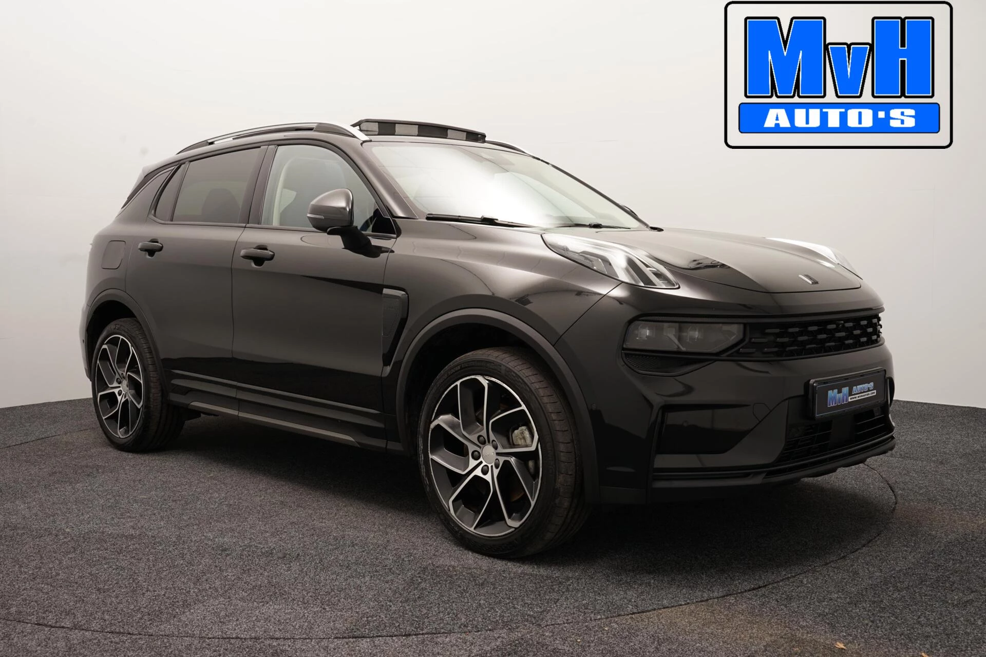 Hoofdafbeelding Lynk & Co 01