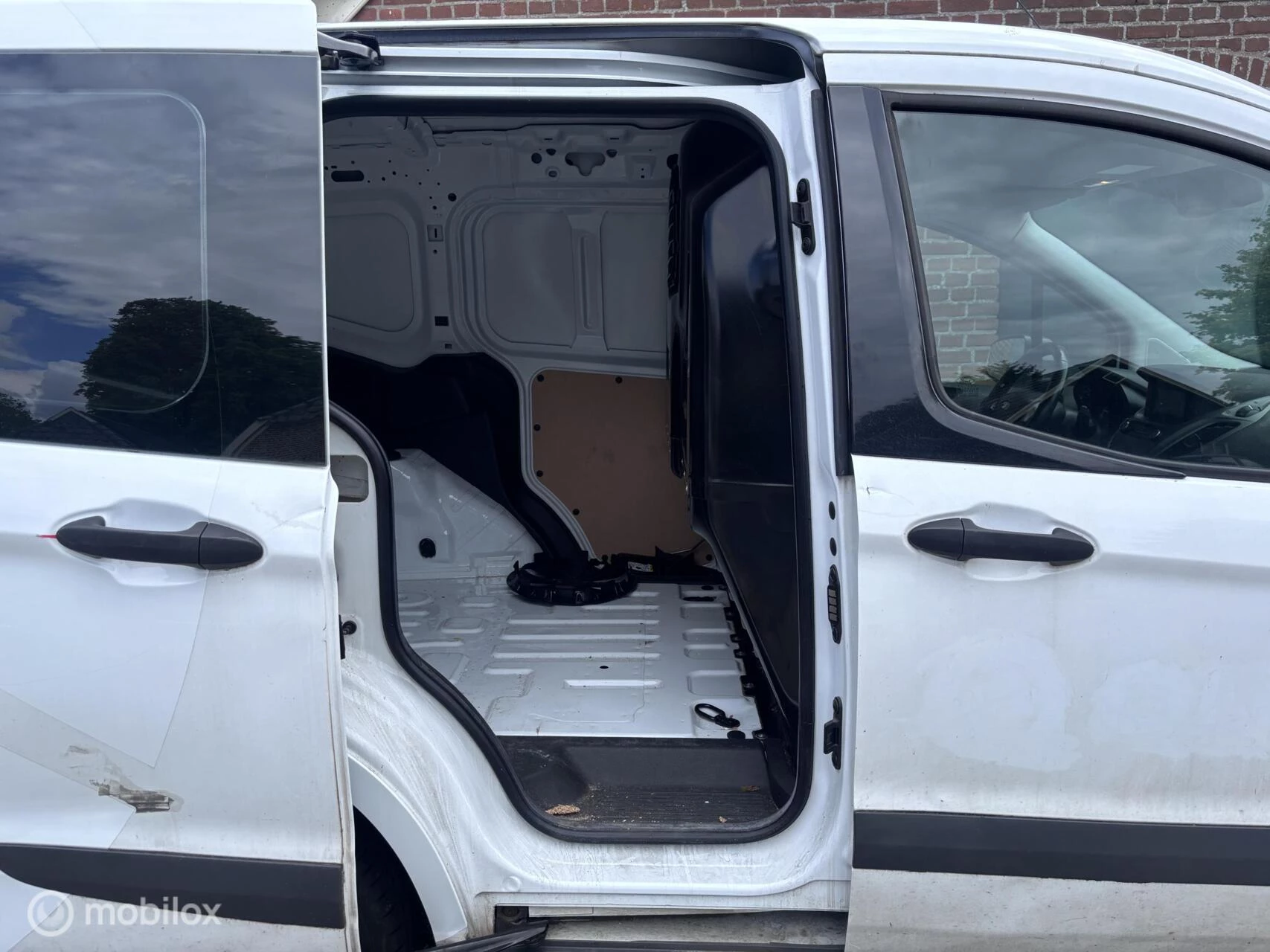 Hoofdafbeelding Ford Transit Courier