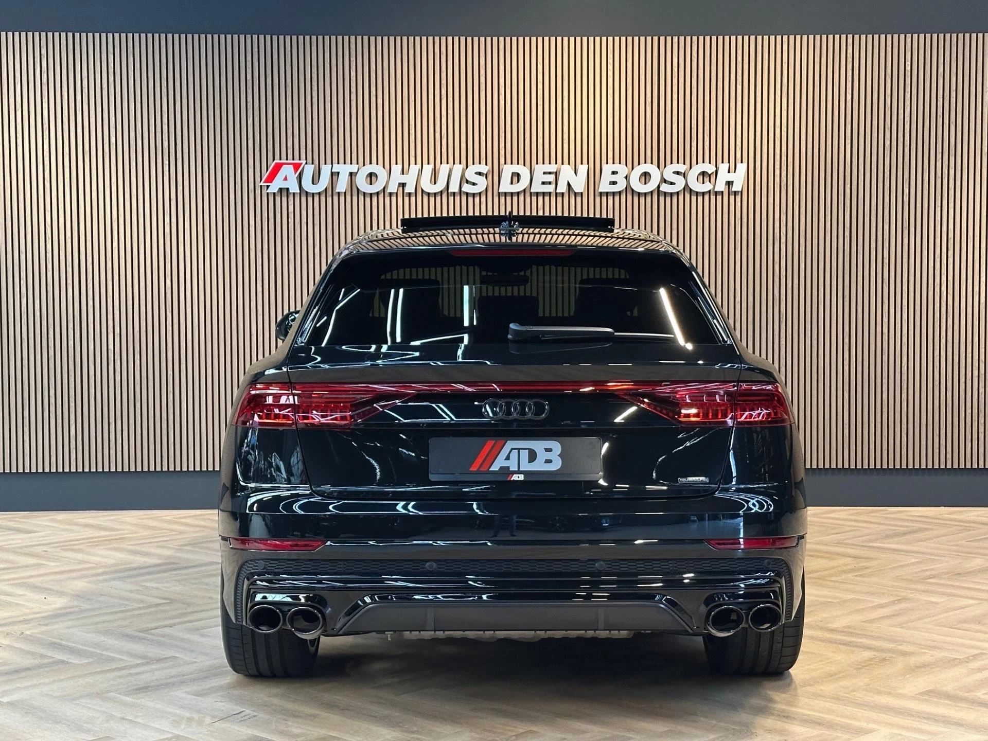 Hoofdafbeelding Audi Q8