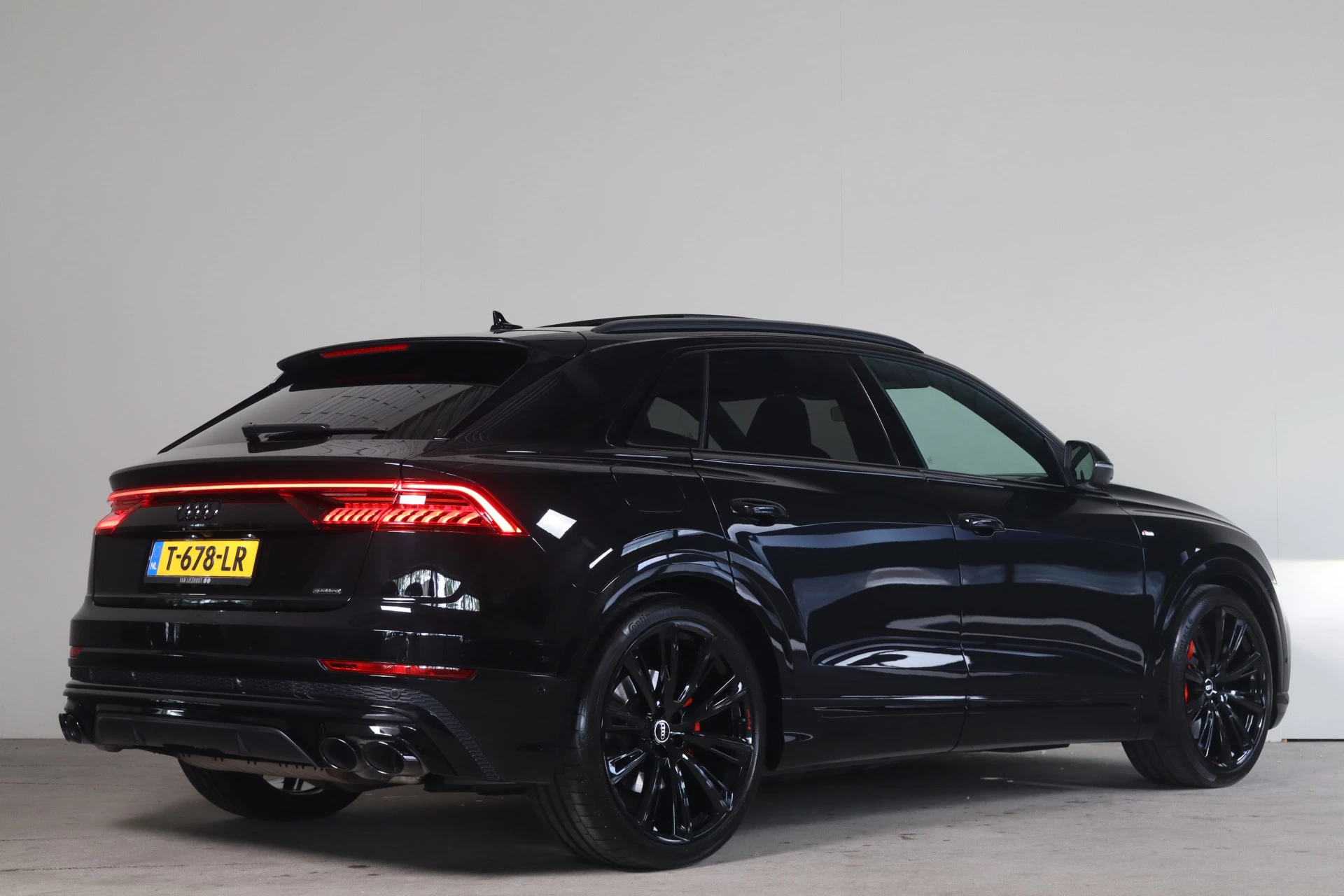 Hoofdafbeelding Audi Q8
