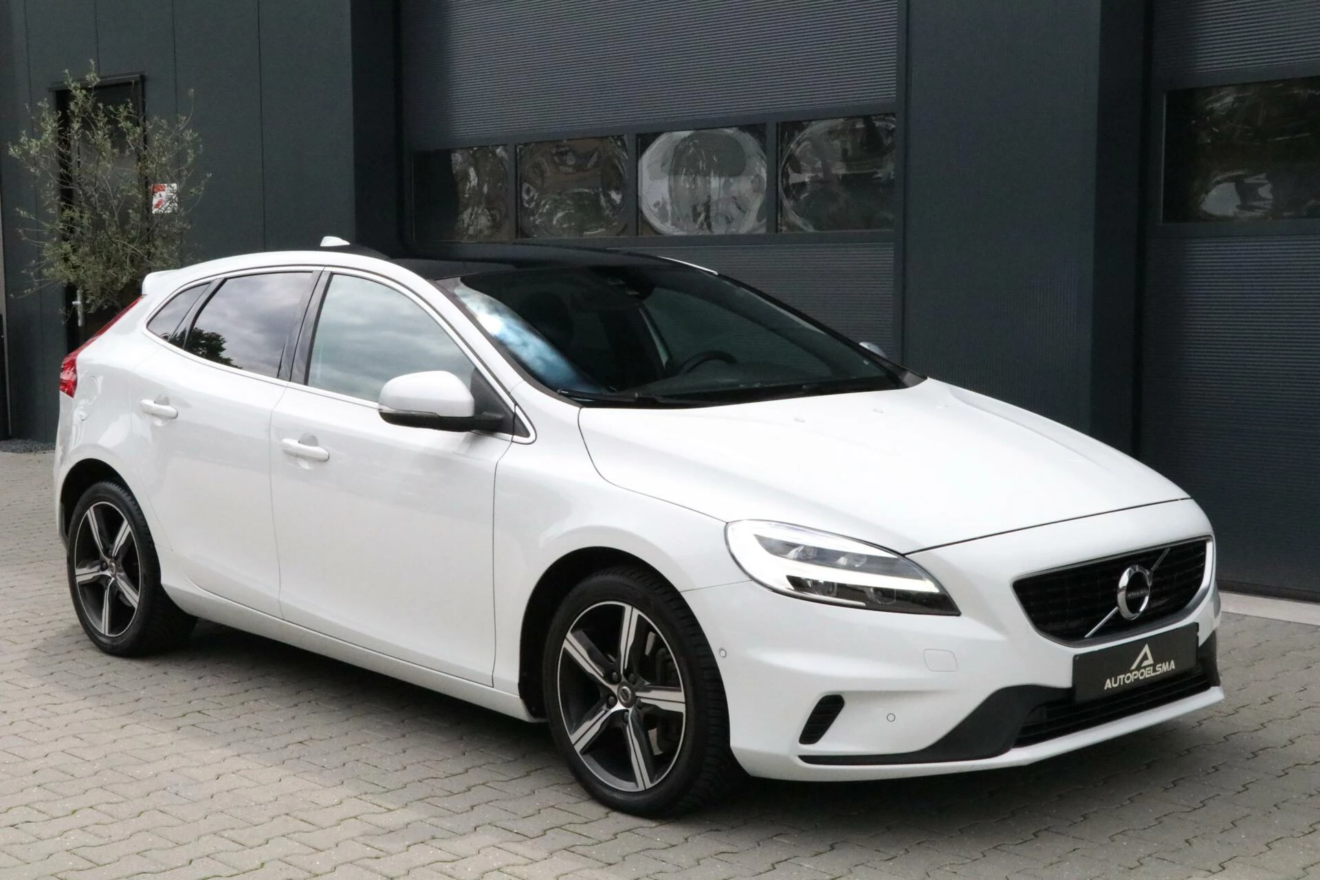 Hoofdafbeelding Volvo V40