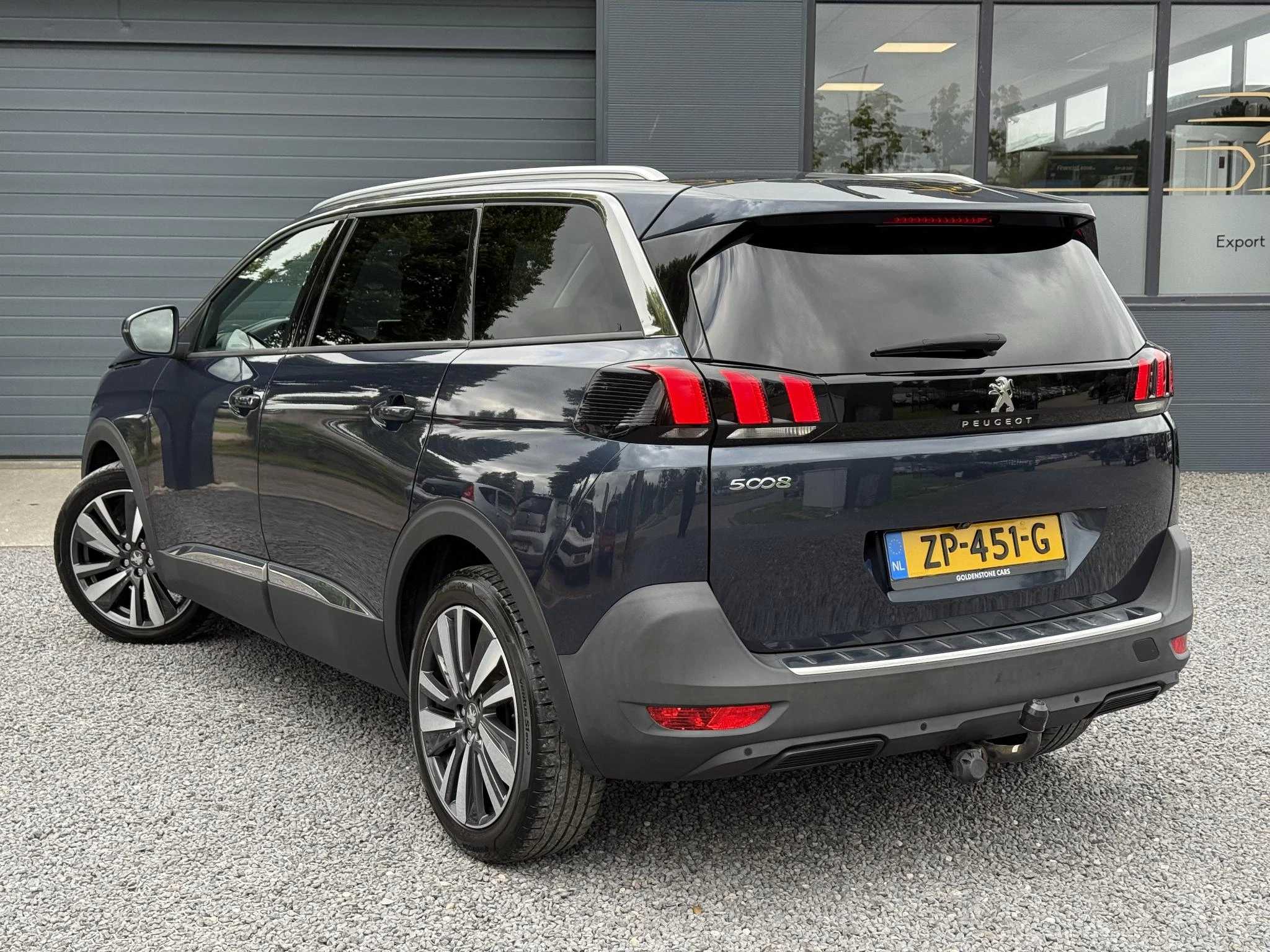 Hoofdafbeelding Peugeot 5008