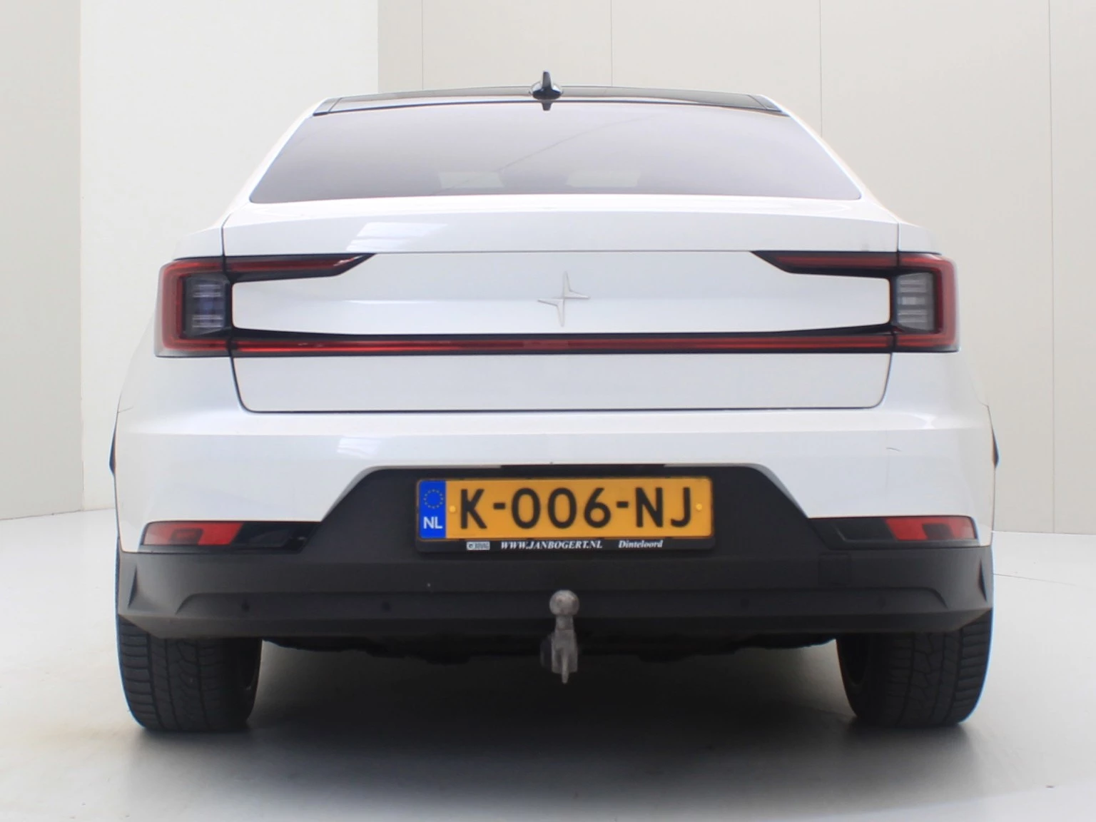 Hoofdafbeelding Polestar 2
