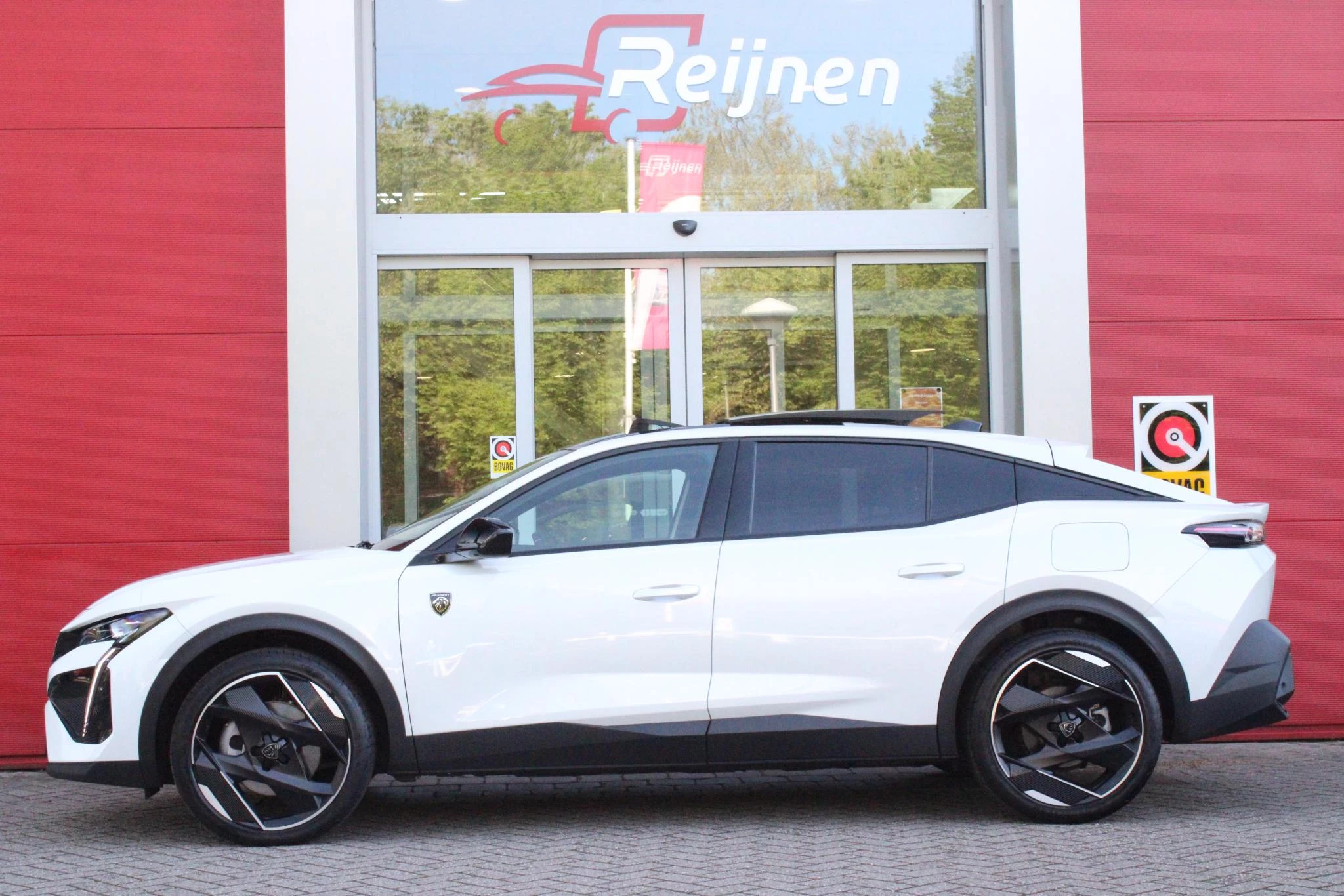 Hoofdafbeelding Peugeot 408