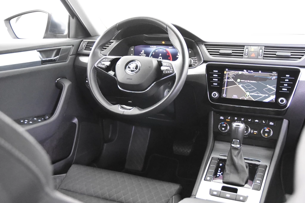 Hoofdafbeelding Škoda Superb