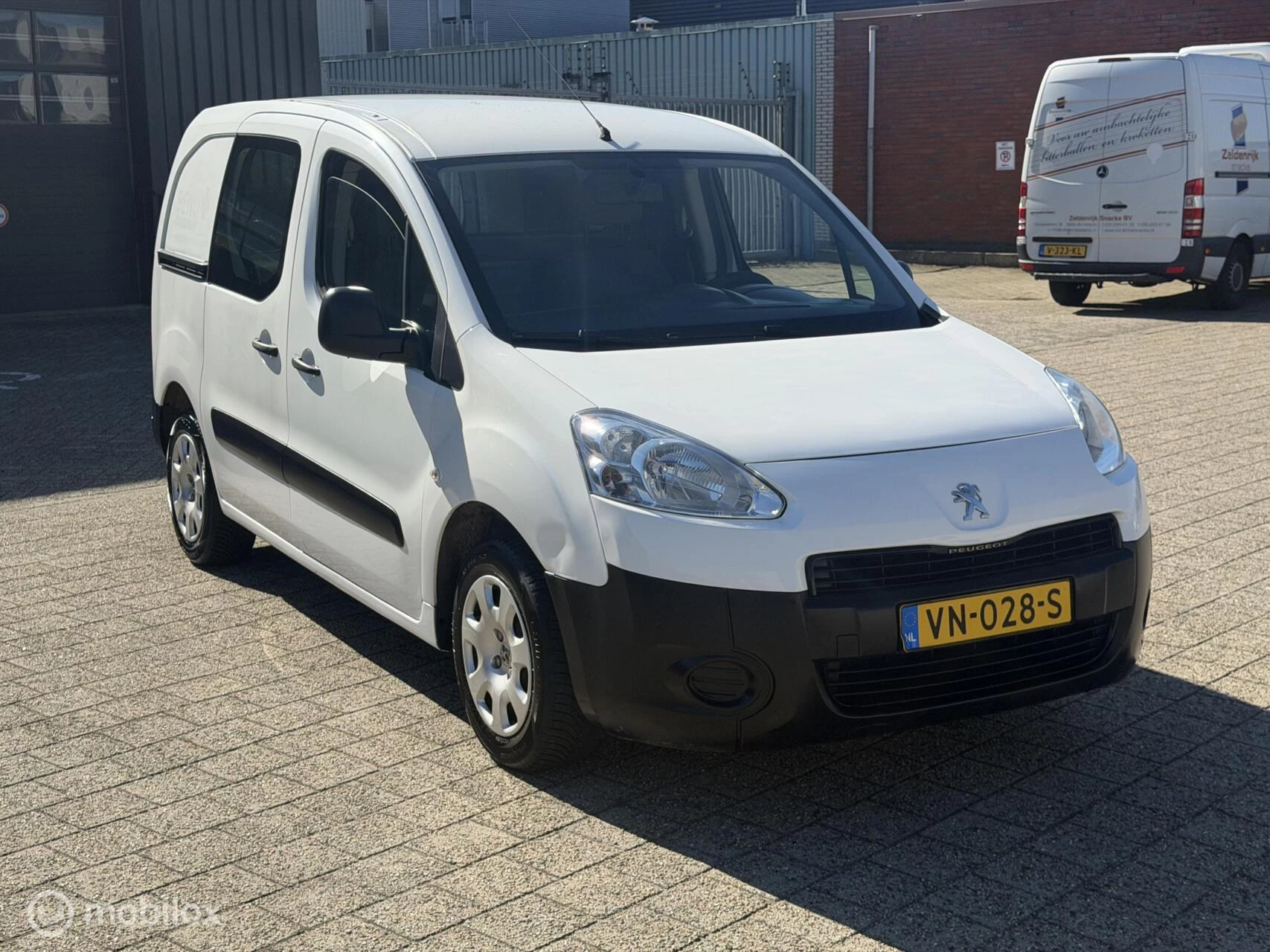 Hoofdafbeelding Peugeot Partner