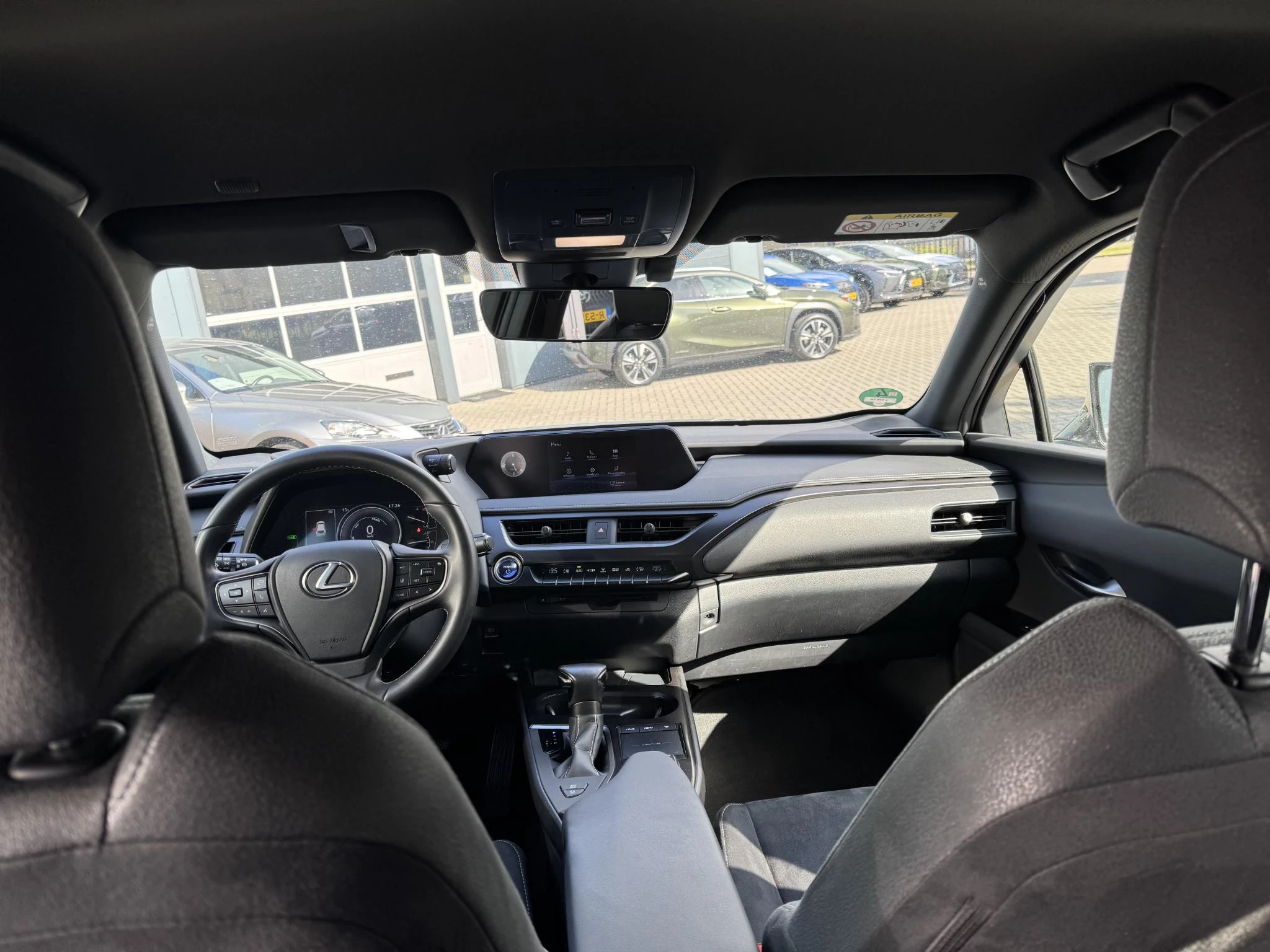 Hoofdafbeelding Lexus UX