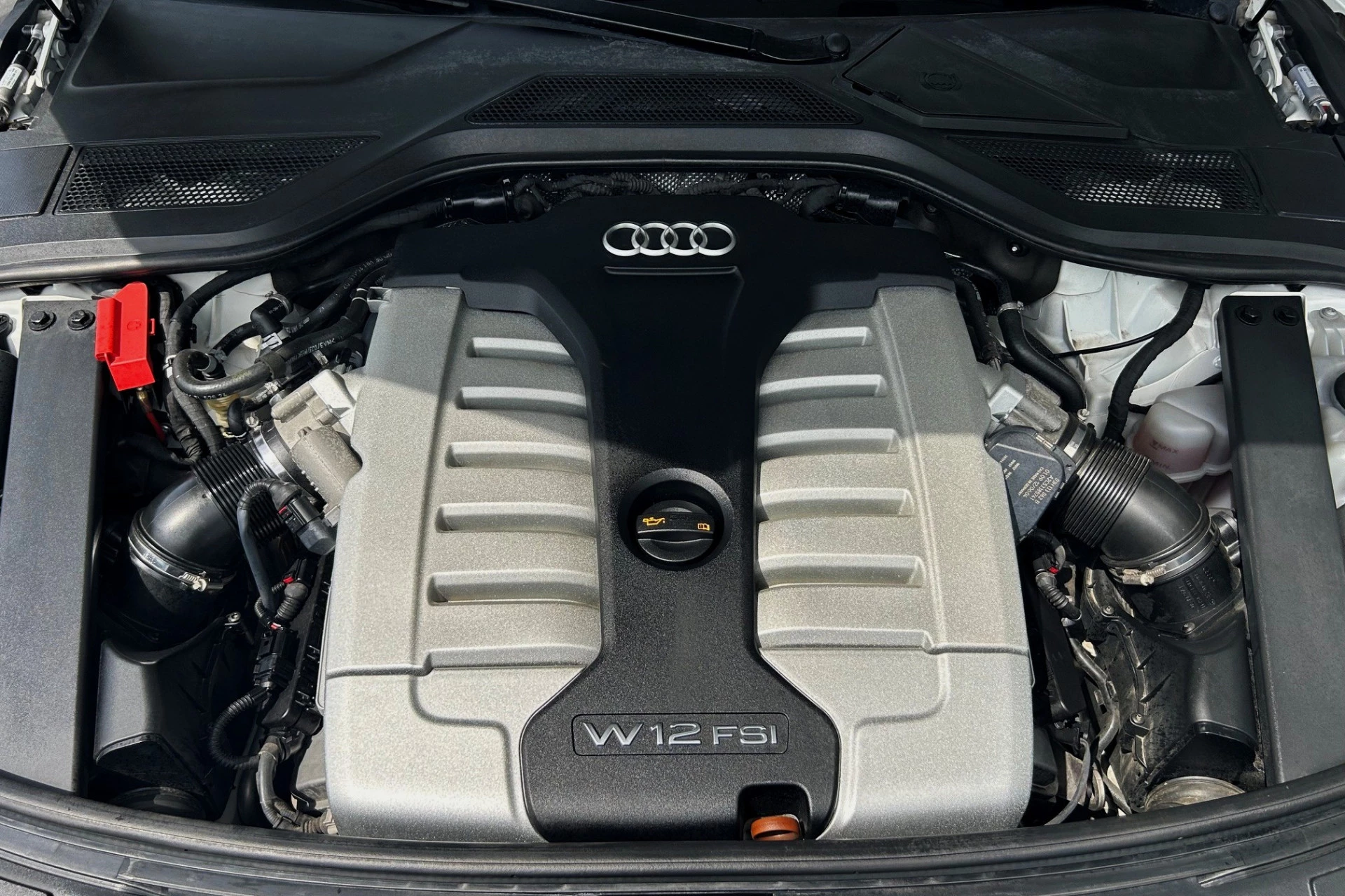 Hoofdafbeelding Audi A8