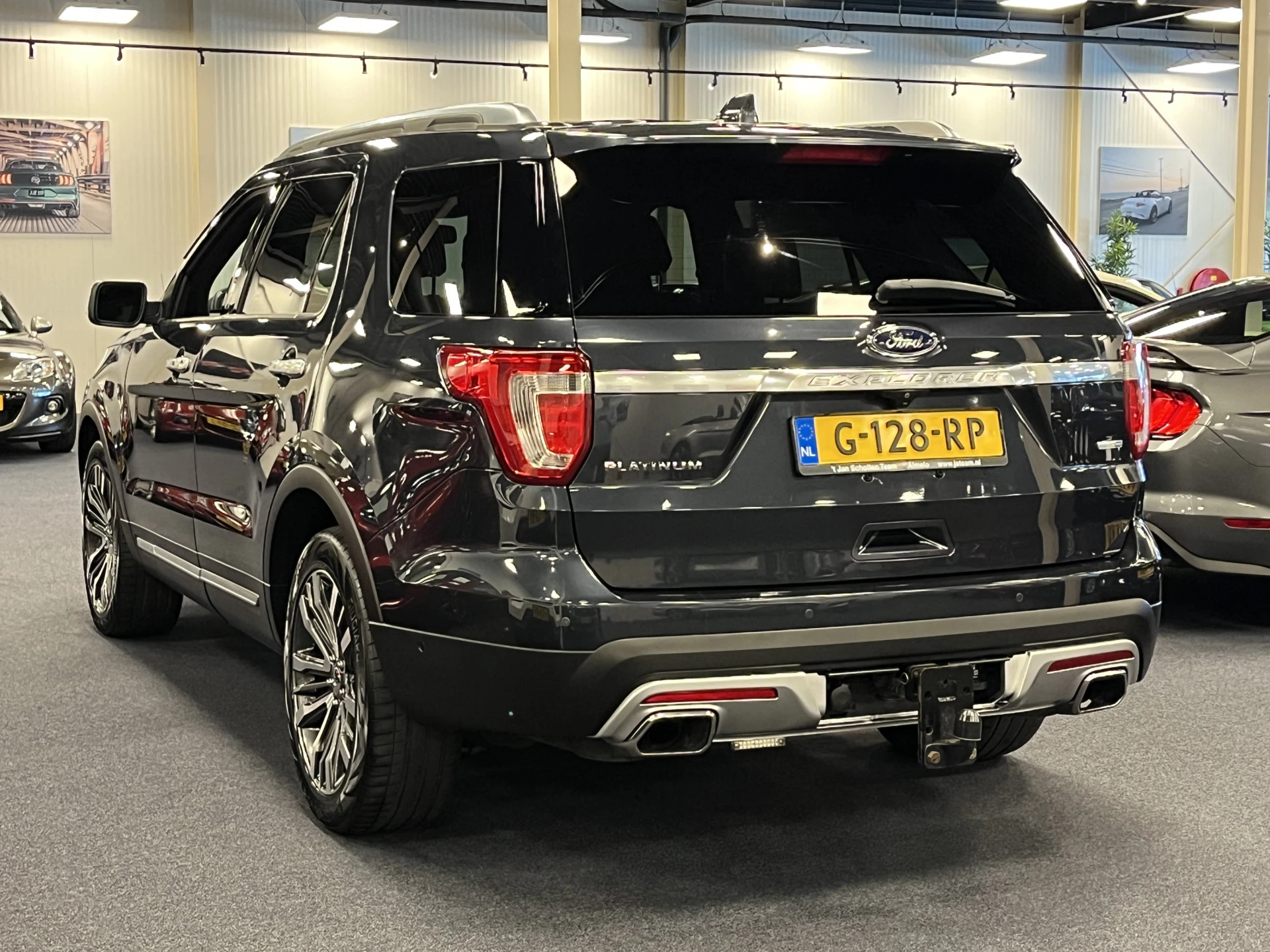 Hoofdafbeelding Ford Explorer