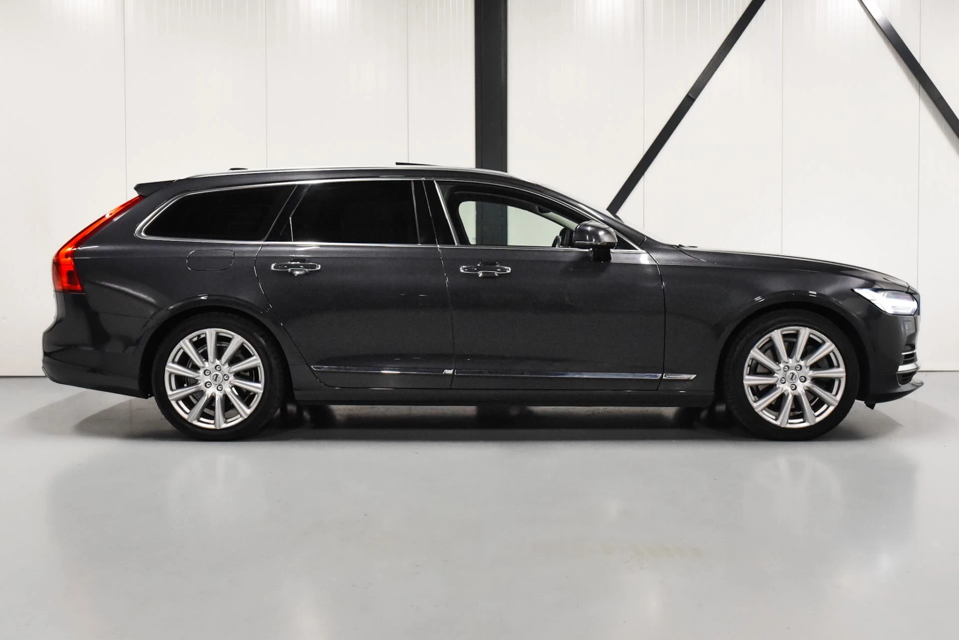 Hoofdafbeelding Volvo V90