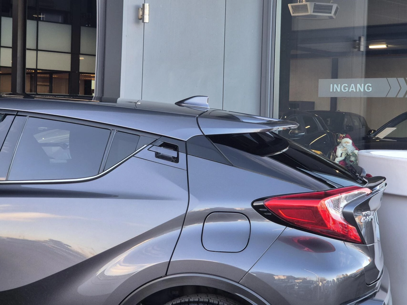 Hoofdafbeelding Toyota C-HR