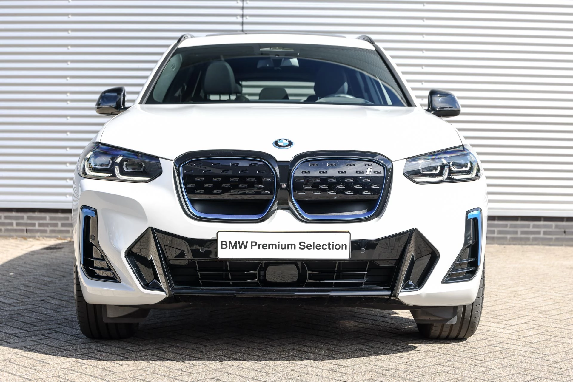 Hoofdafbeelding BMW iX3