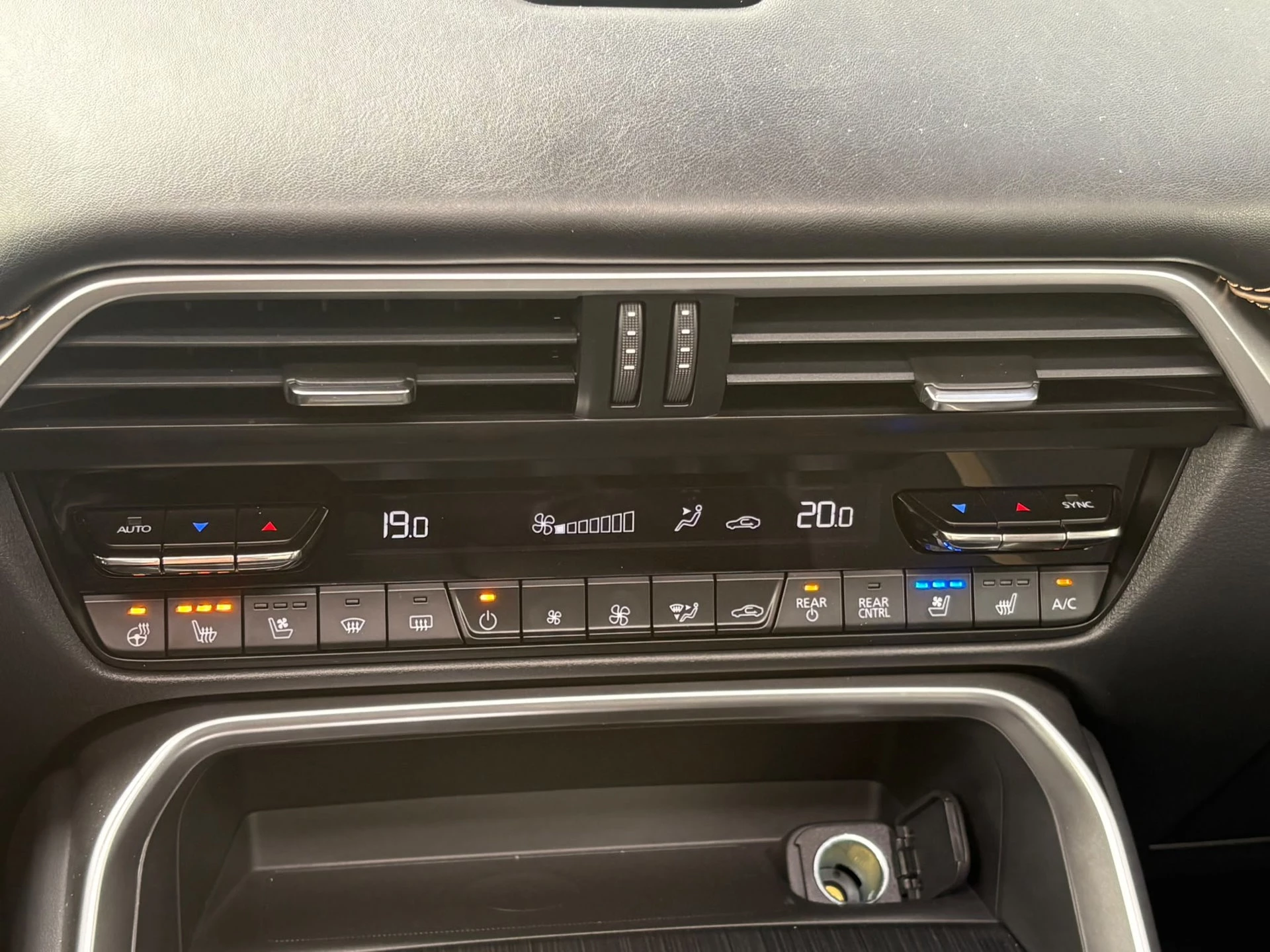 Hoofdafbeelding Mazda CX-80