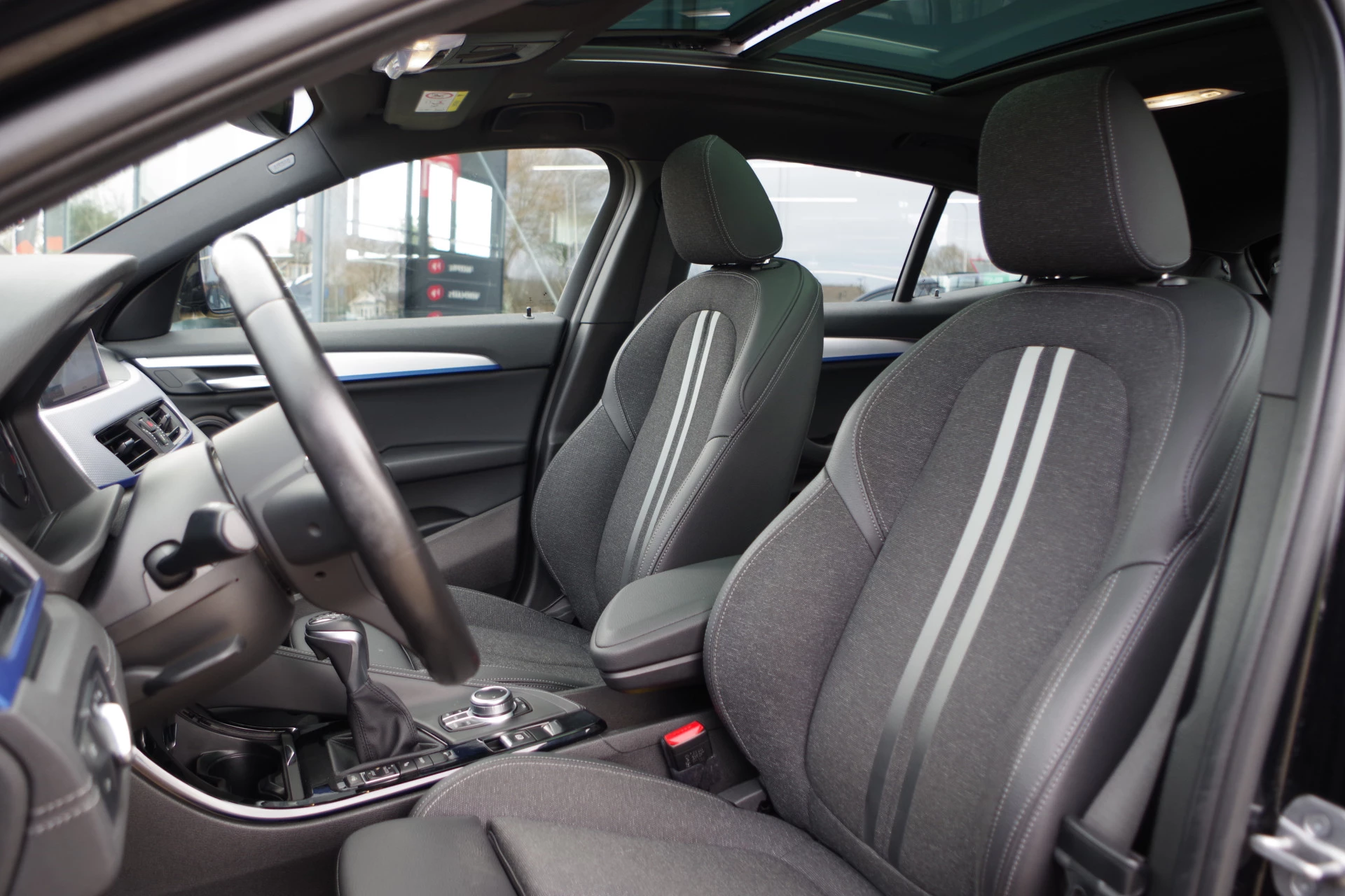 Hoofdafbeelding BMW X2