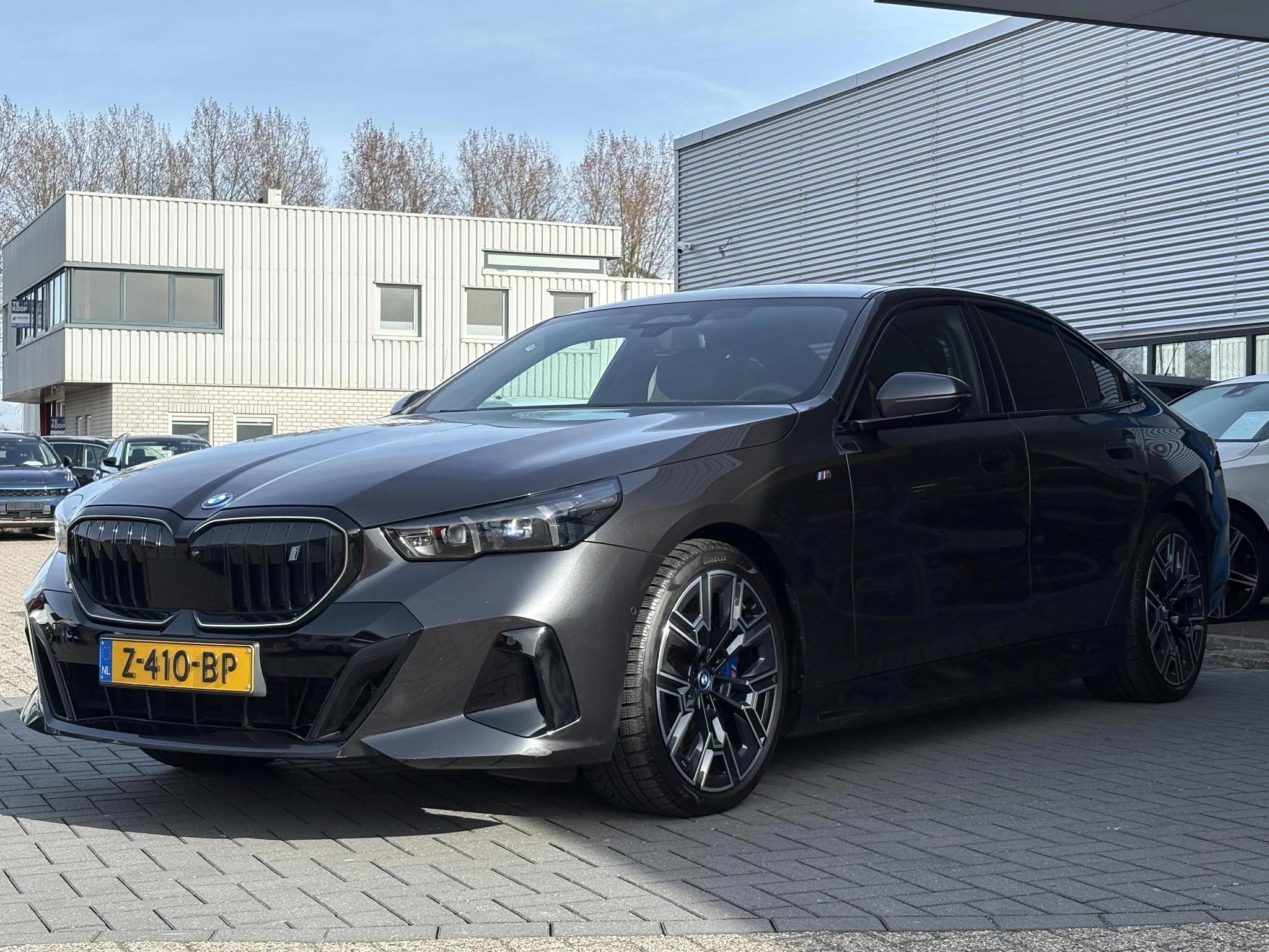 Hoofdafbeelding BMW i5