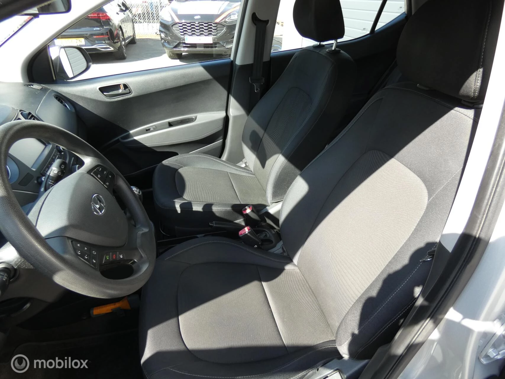 Hoofdafbeelding Hyundai i10