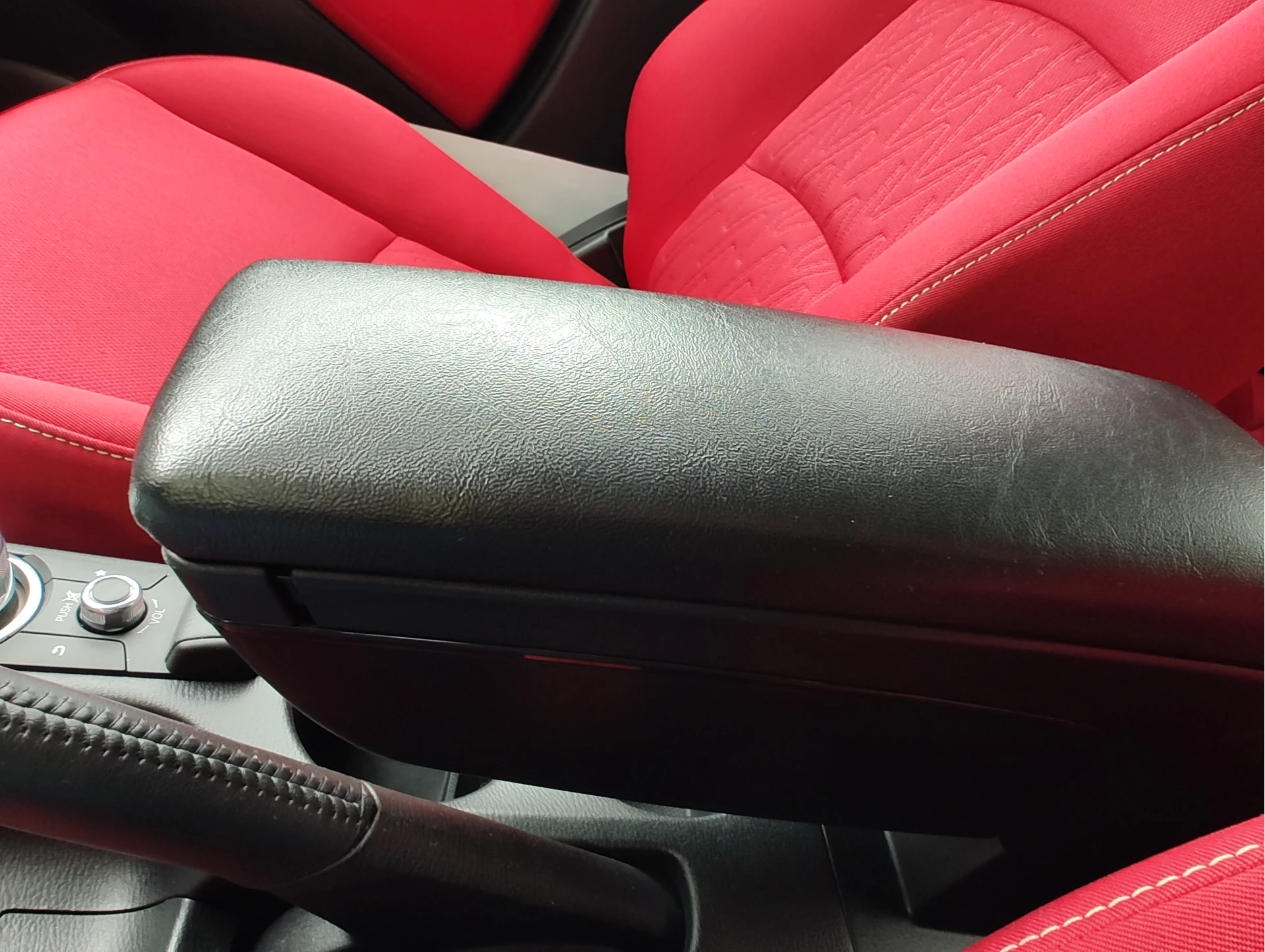 Hoofdafbeelding Mazda 2