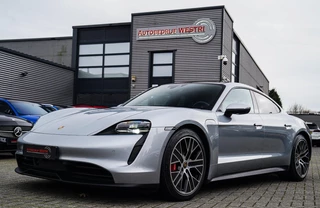 Hoofdafbeelding Porsche Taycan Porsche Taycan 4S 79 kWh | Panorama sunroof | 360 camera | Luchtvering | Innodrive | Dealer onderhouden | Luxe Leder | SPORT | LED