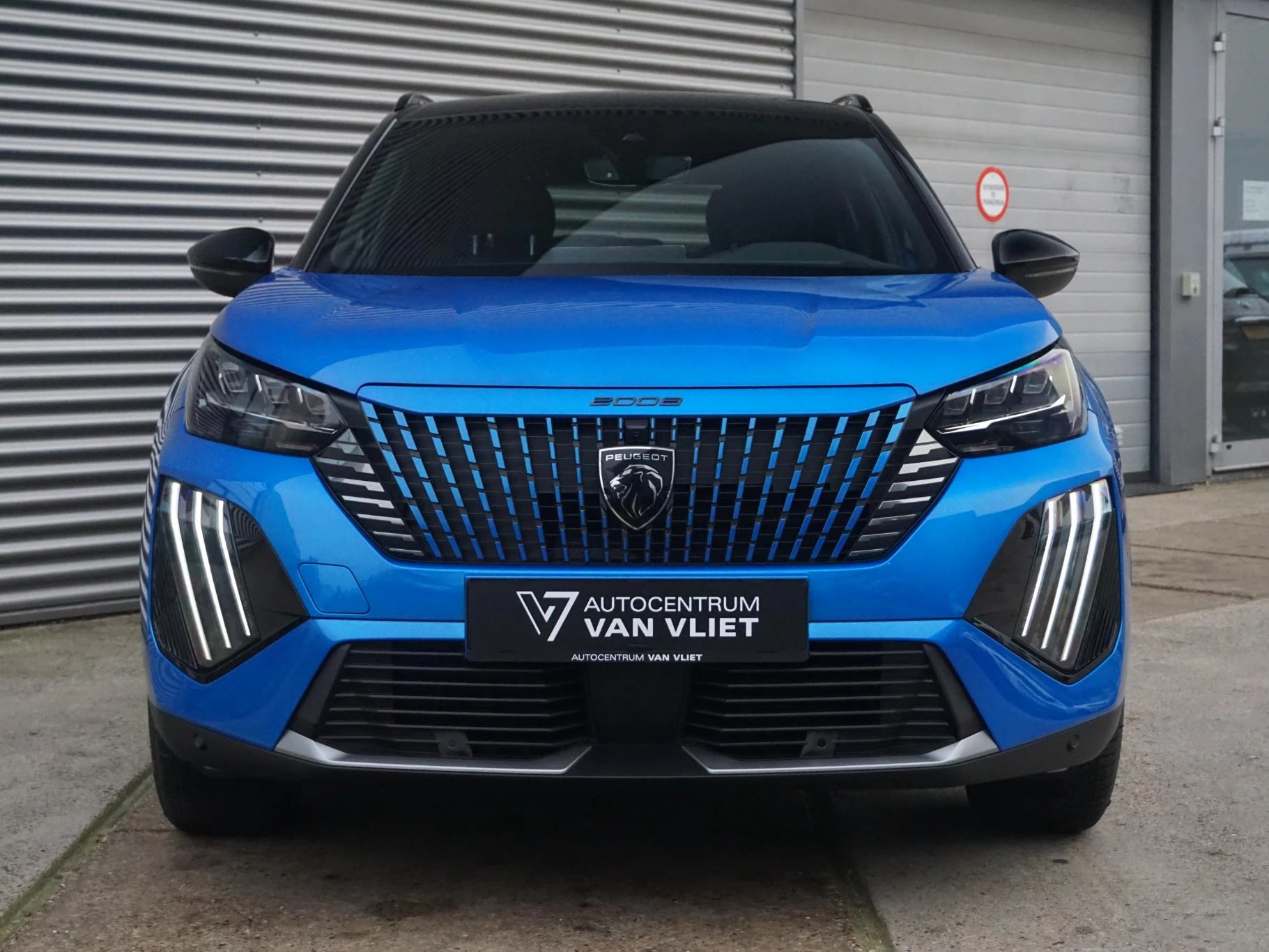 Hoofdafbeelding Peugeot e-2008