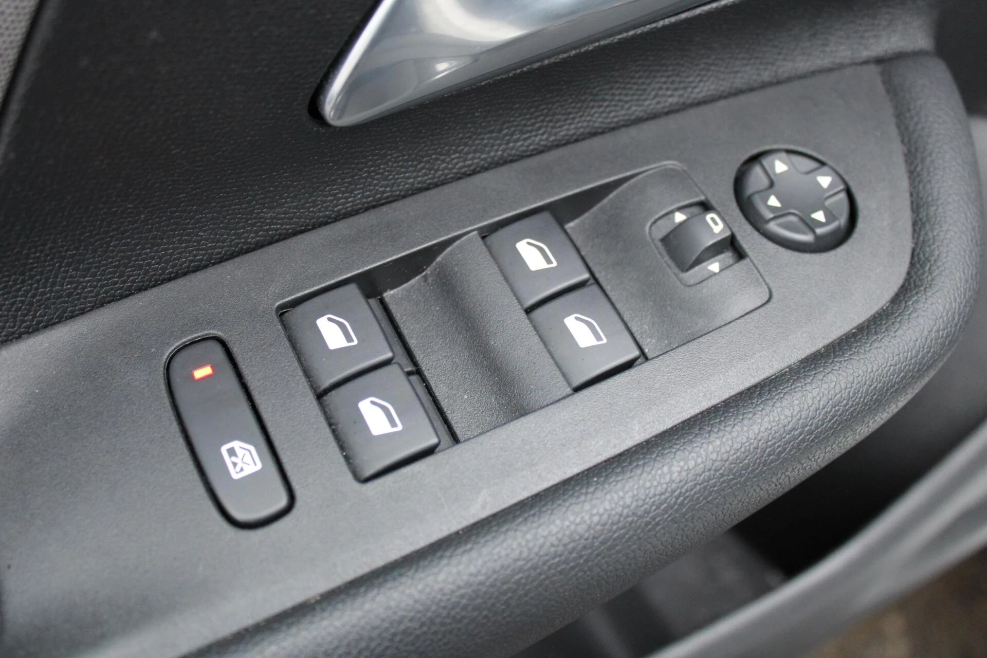 Hoofdafbeelding Opel Mokka-e