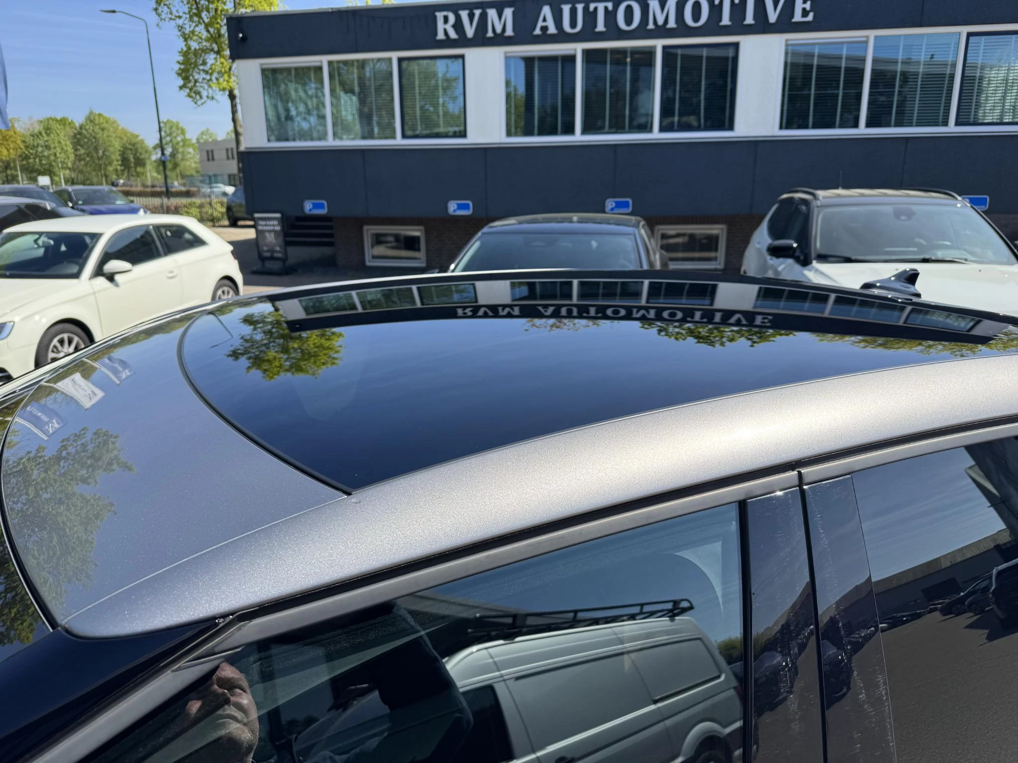 Hoofdafbeelding CUPRA Tavascan