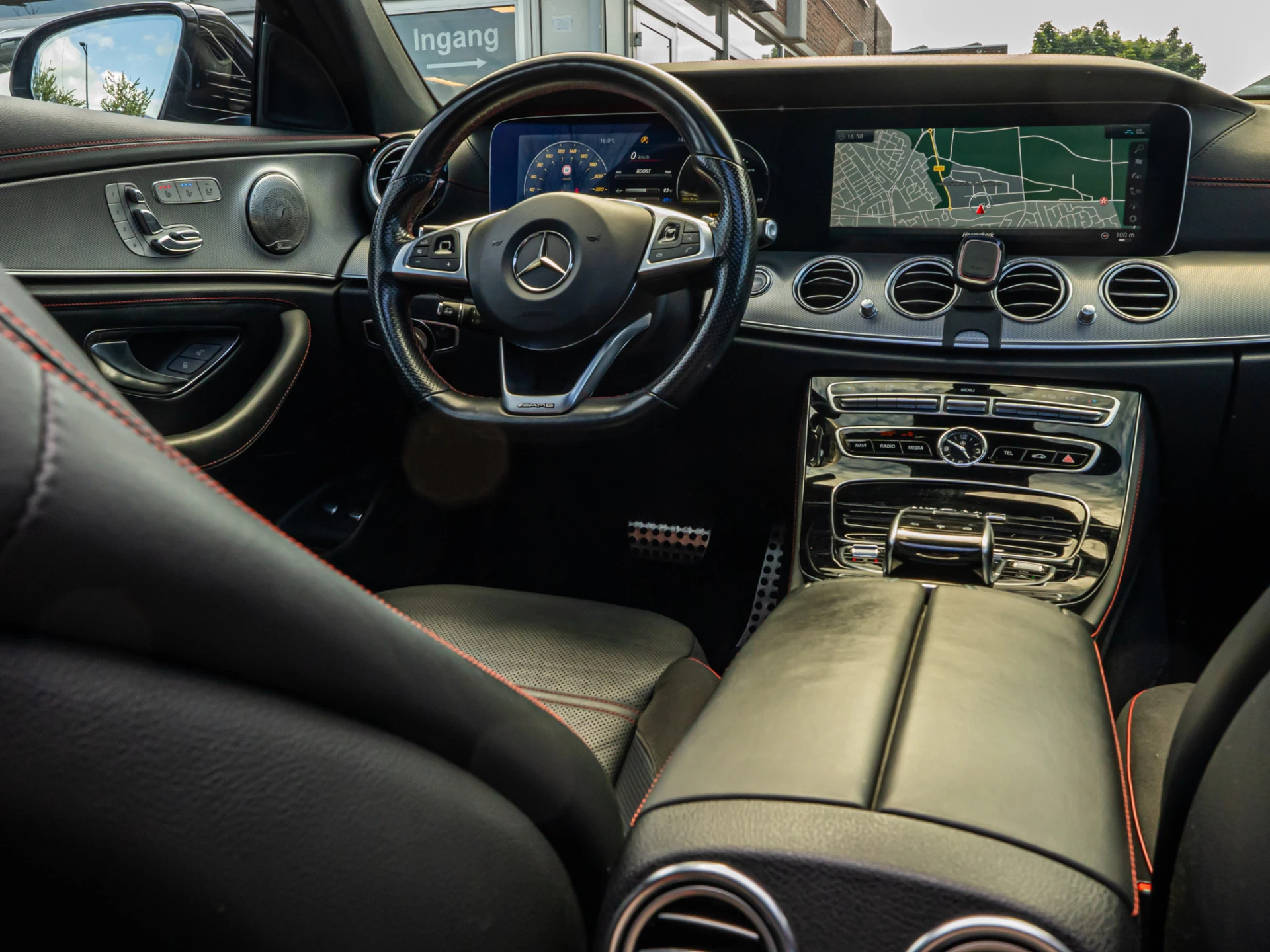 Hoofdafbeelding Mercedes-Benz E-Klasse