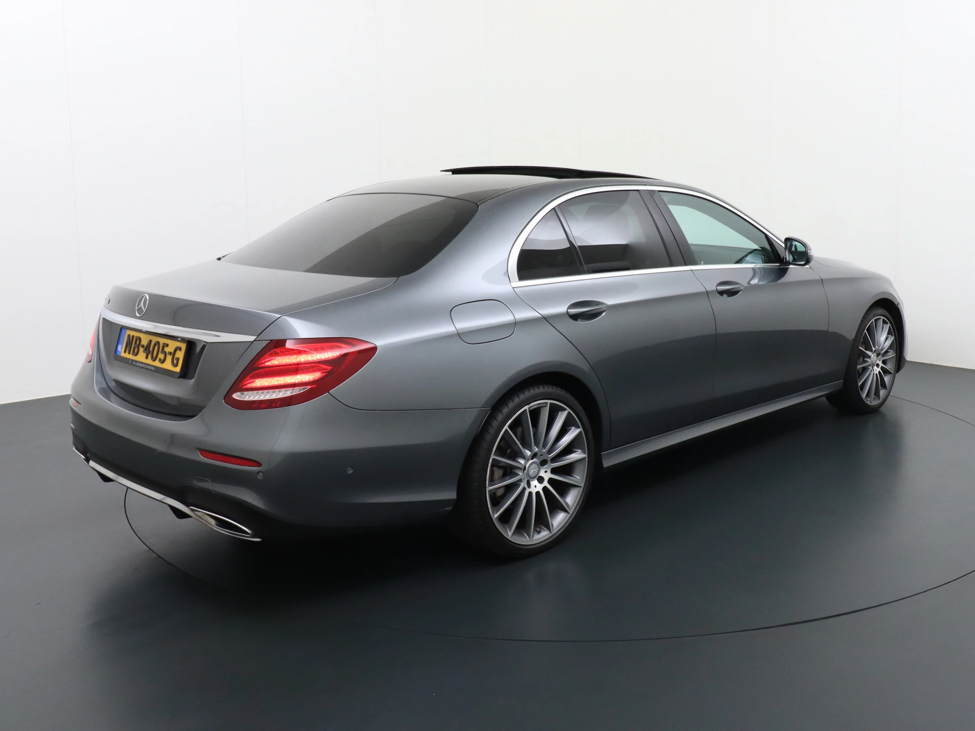 Hoofdafbeelding Mercedes-Benz E-Klasse