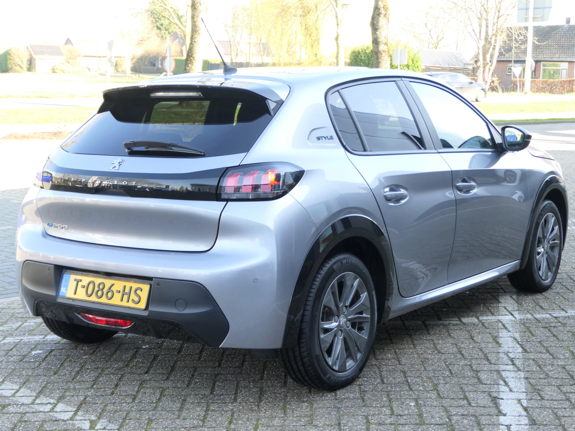 Hoofdafbeelding Peugeot e-208