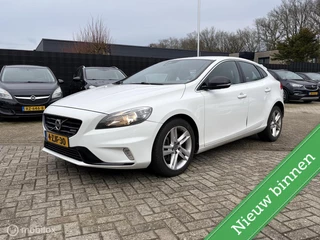 Volvo V40 2.0 D4 R-Design NAVI / CLIMA / CRUISE / TR.HAAK /