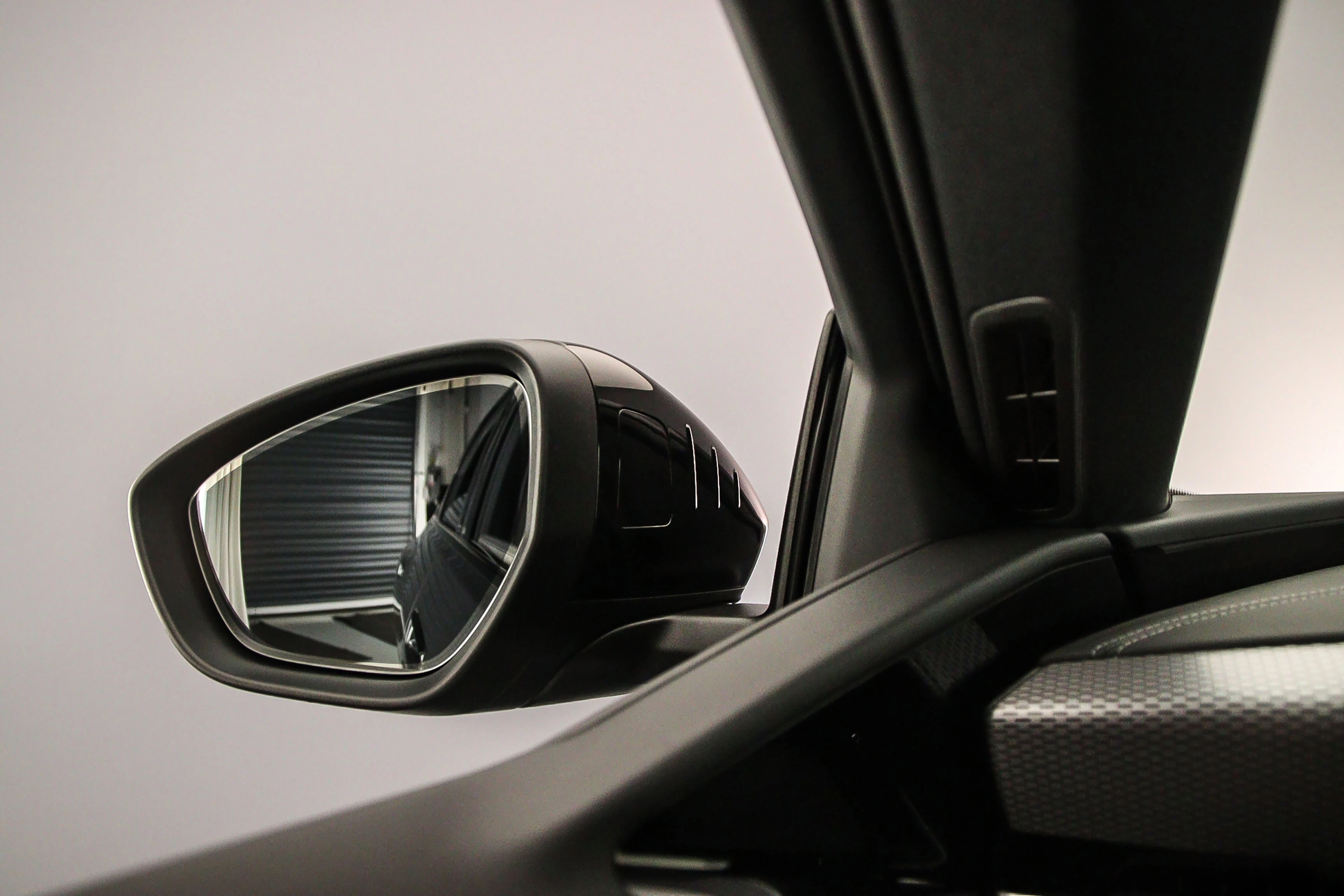 Hoofdafbeelding Audi A6 Avant e-tron