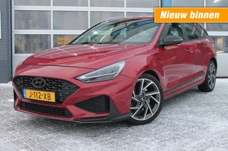 Hyundai I30cw 1.5 T-GDI MHEV NLINE   **NL-auto**   winterbanden set