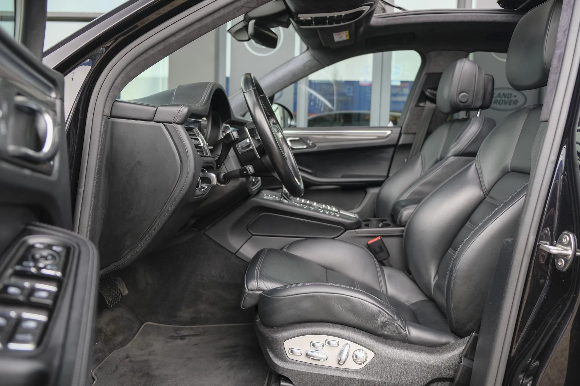 Hoofdafbeelding Porsche Macan