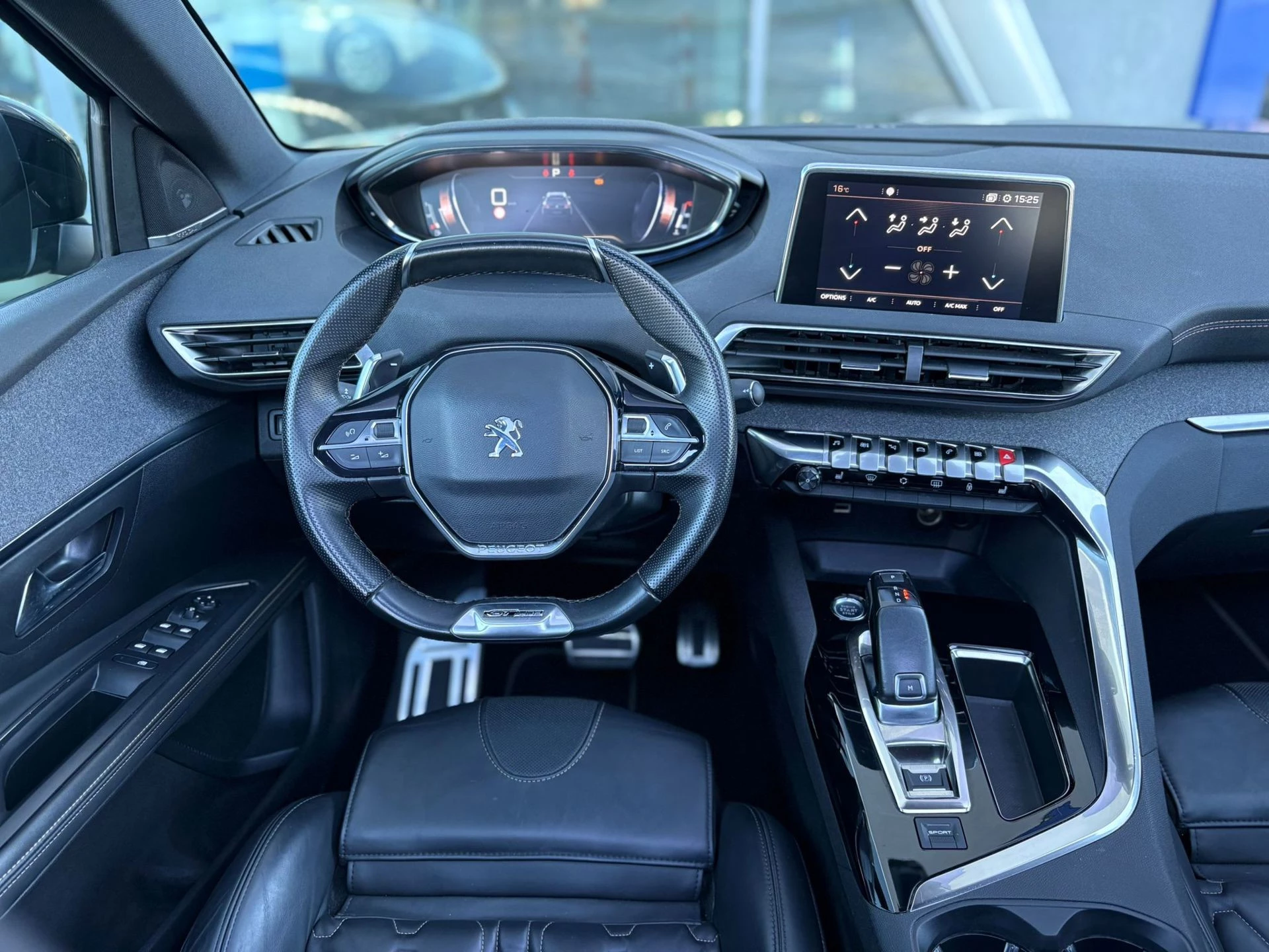 Hoofdafbeelding Peugeot 5008