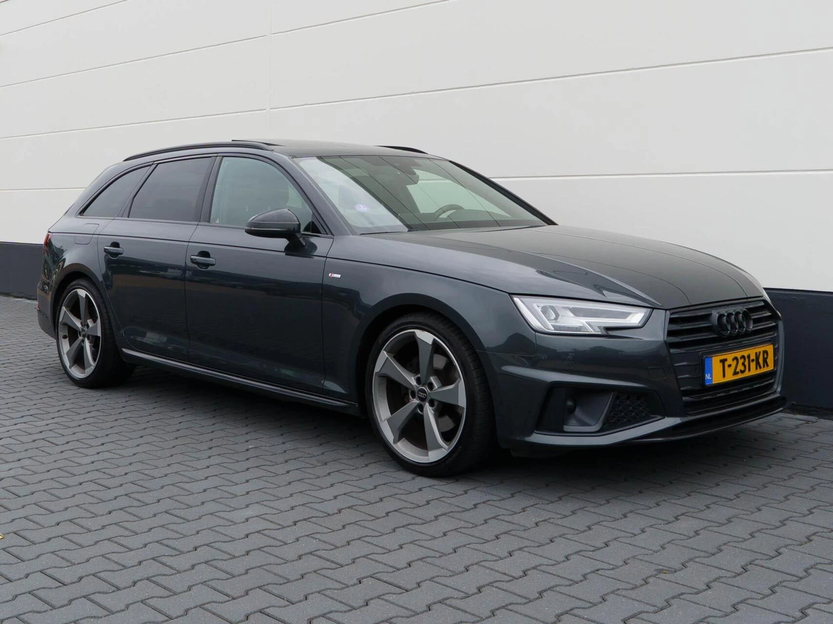 Hoofdafbeelding Audi A4