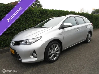 Hoofdafbeelding Toyota Auris Toyota Auris Touring Sports 1.8 Hybrid Executive - Navigatie