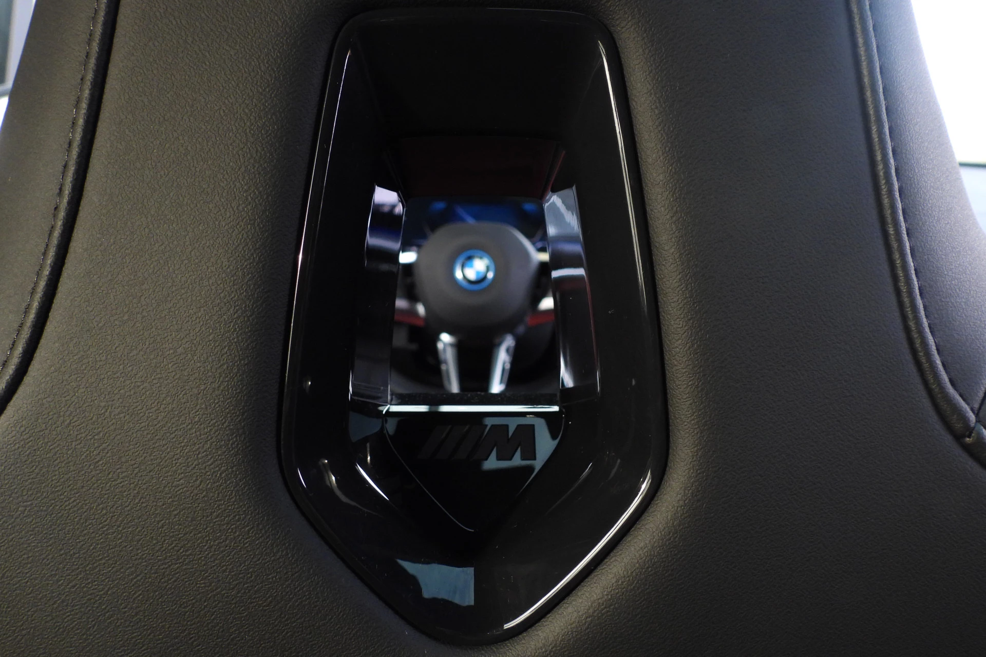 Hoofdafbeelding BMW iX2