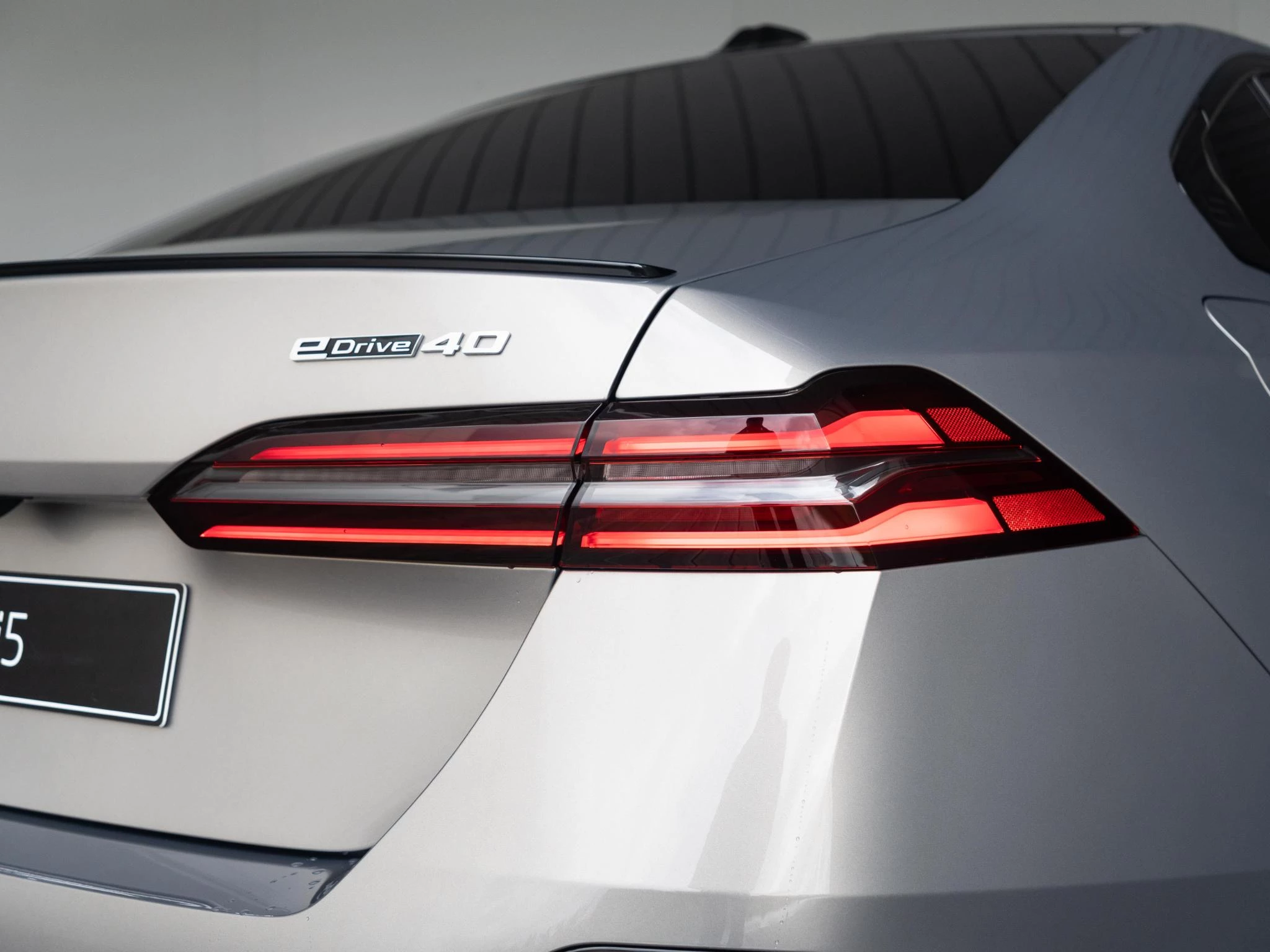 Hoofdafbeelding BMW i5