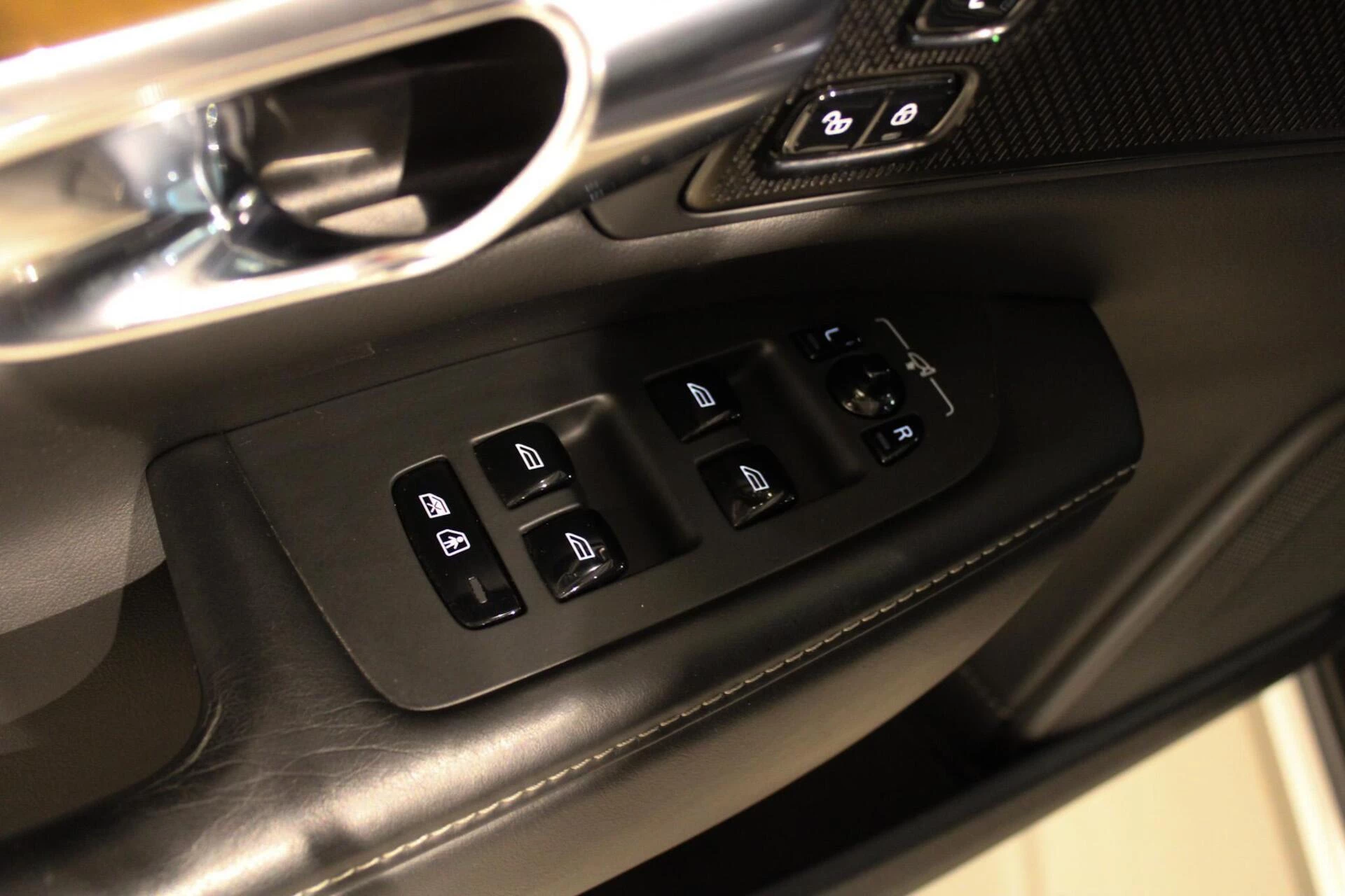 Hoofdafbeelding Volvo V90