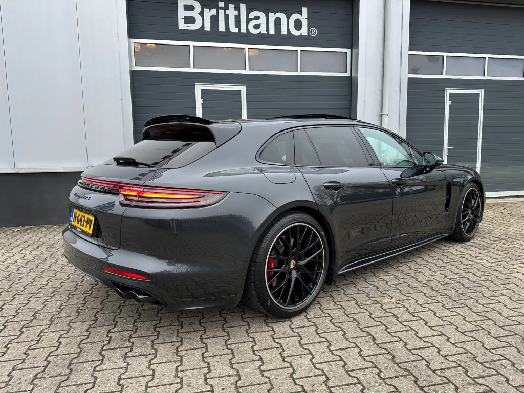 Hoofdafbeelding Porsche Panamera