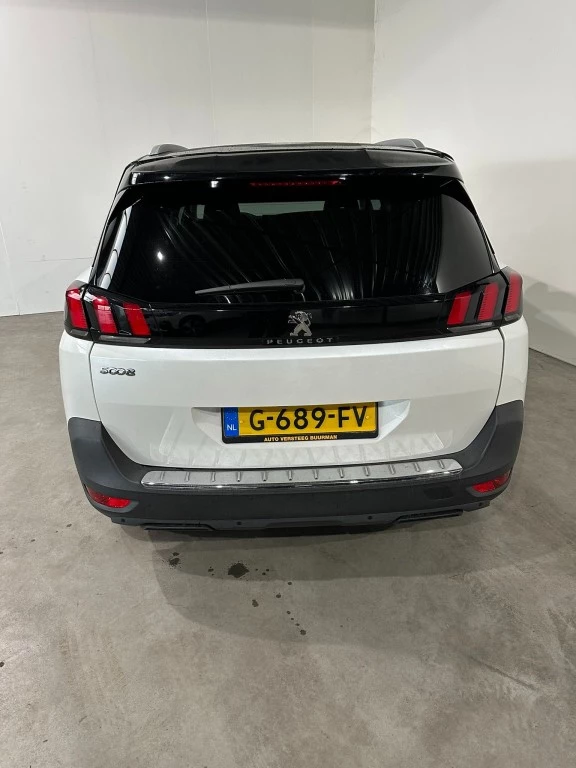 Hoofdafbeelding Peugeot 5008
