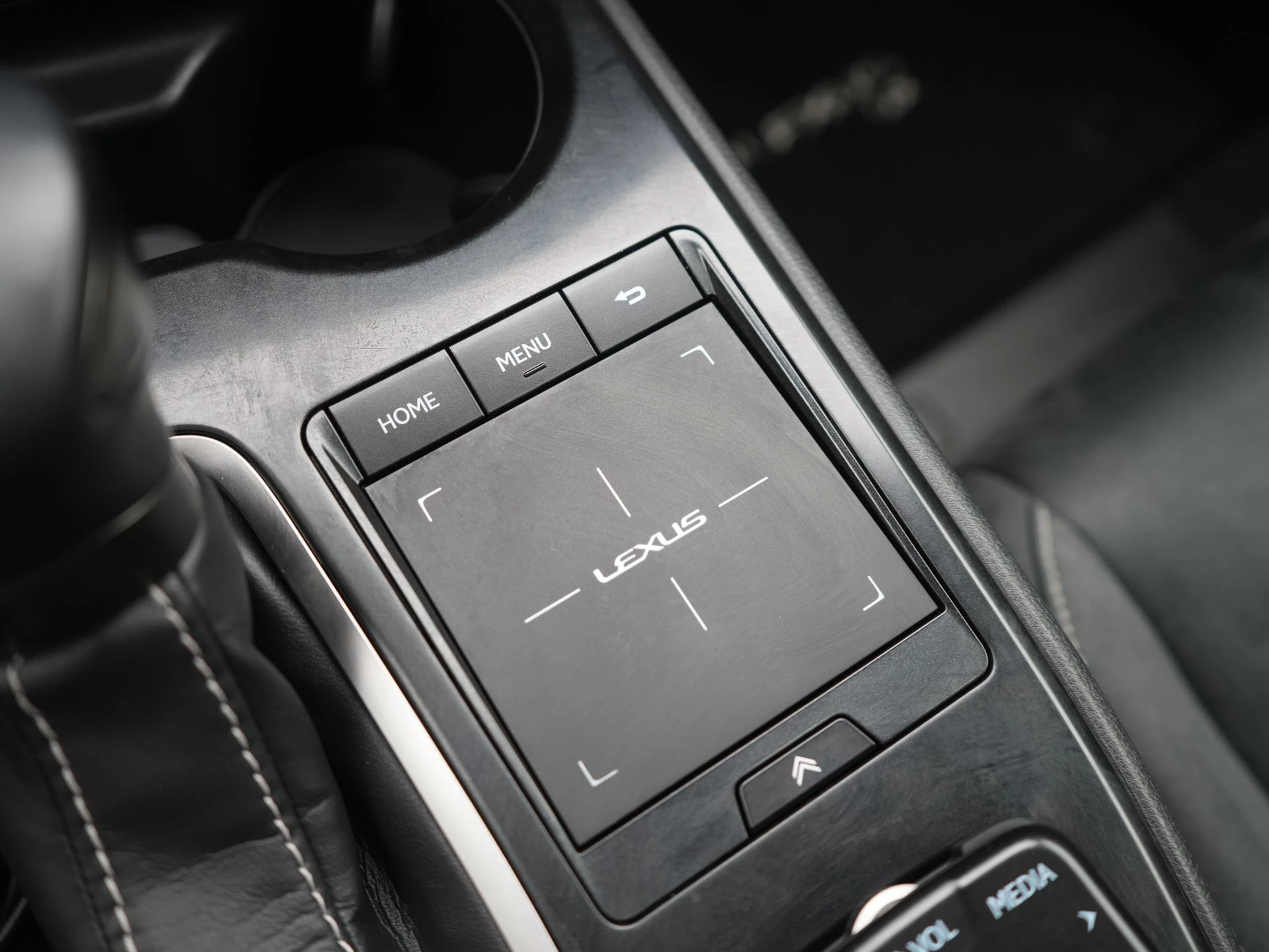 Hoofdafbeelding Lexus UX