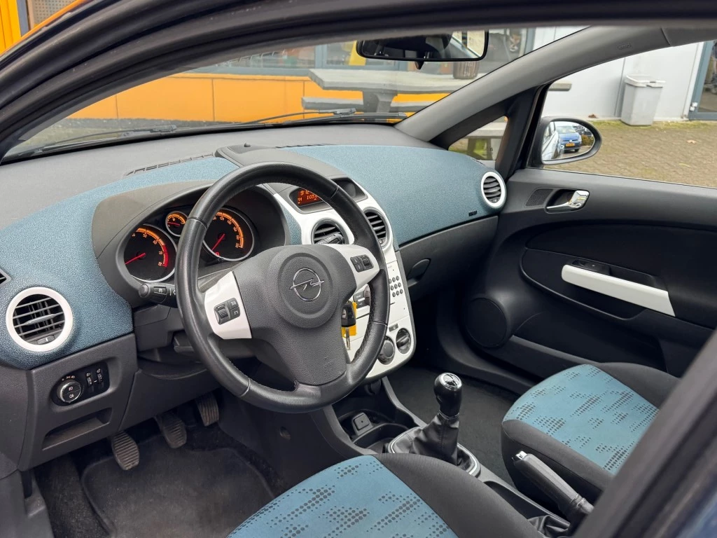 Hoofdafbeelding Opel Corsa