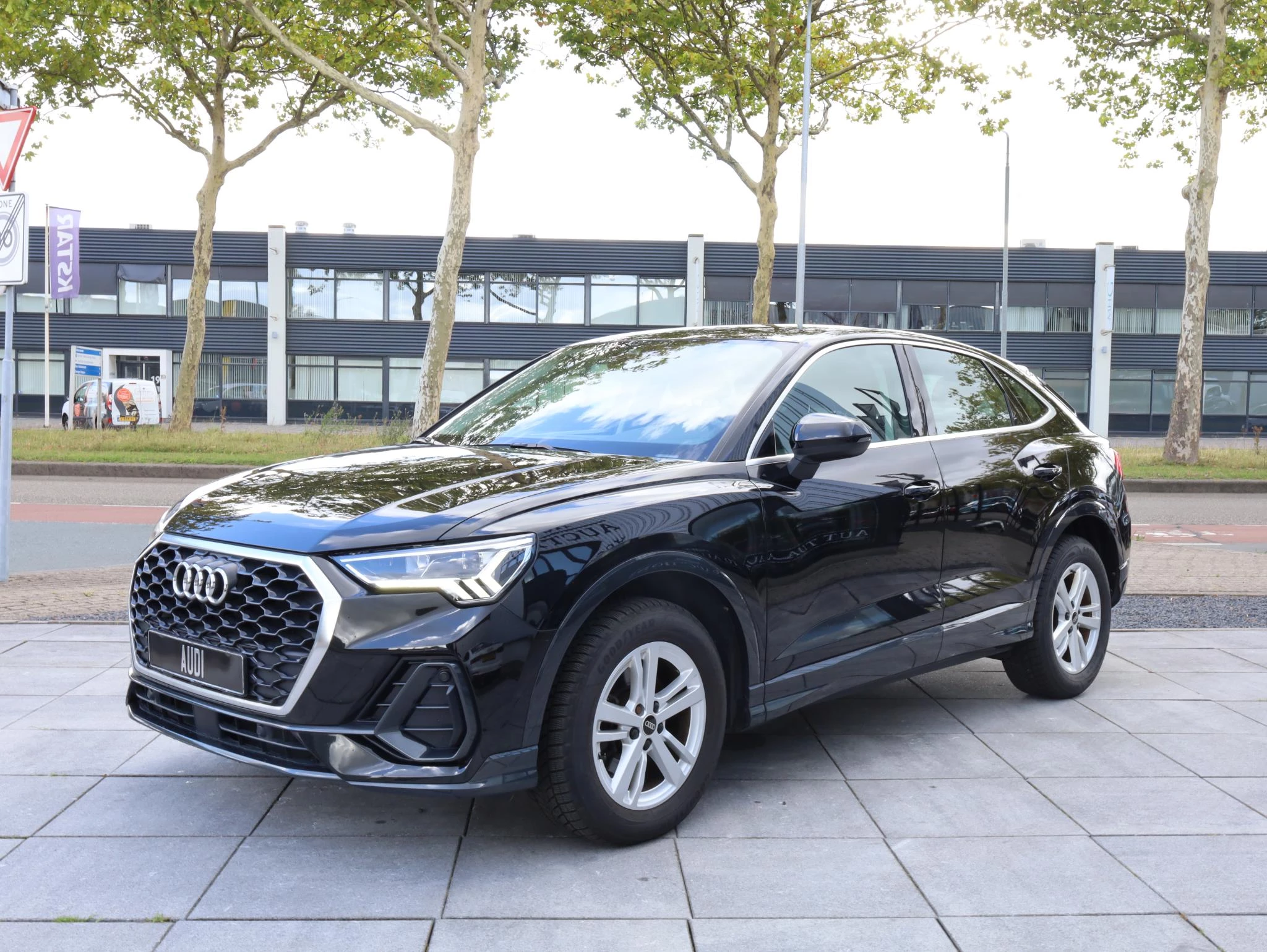 Hoofdafbeelding Audi Q3