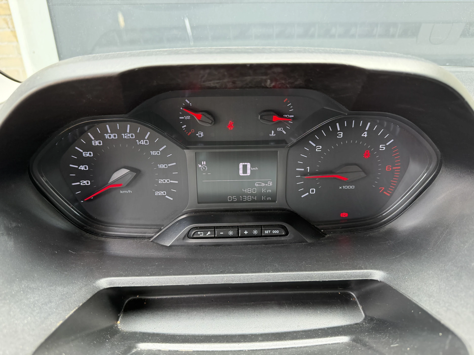 Hoofdafbeelding Peugeot Partner